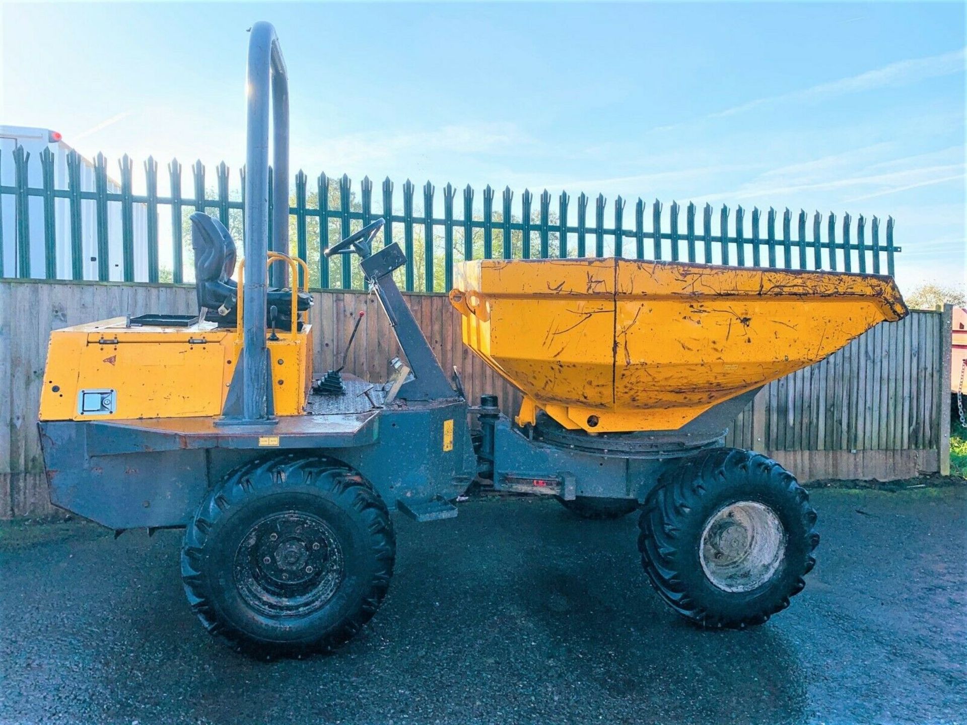 Terex PS 3000 3 Tonne Swivel Tip Dumper