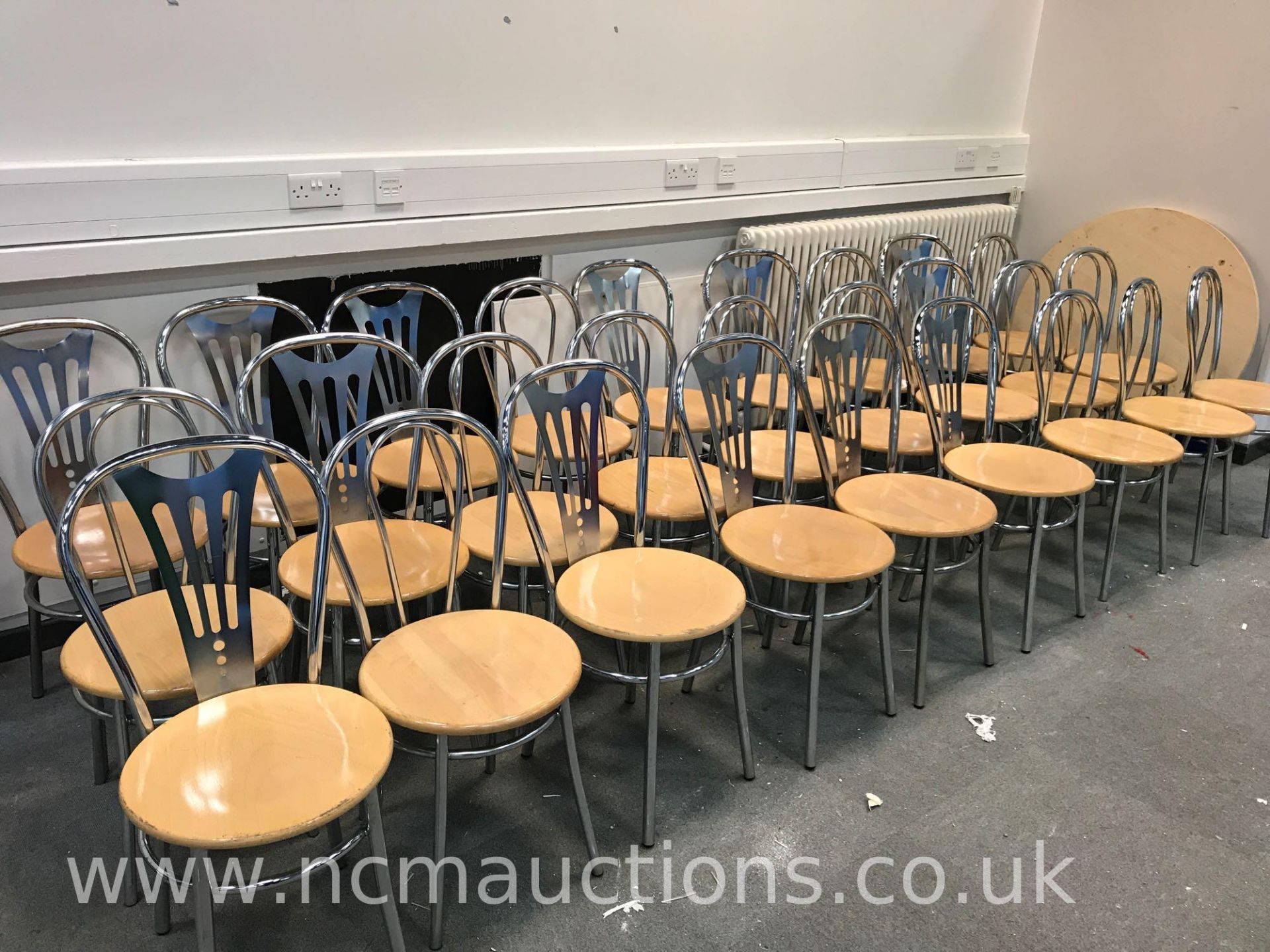 27x Dining chairs