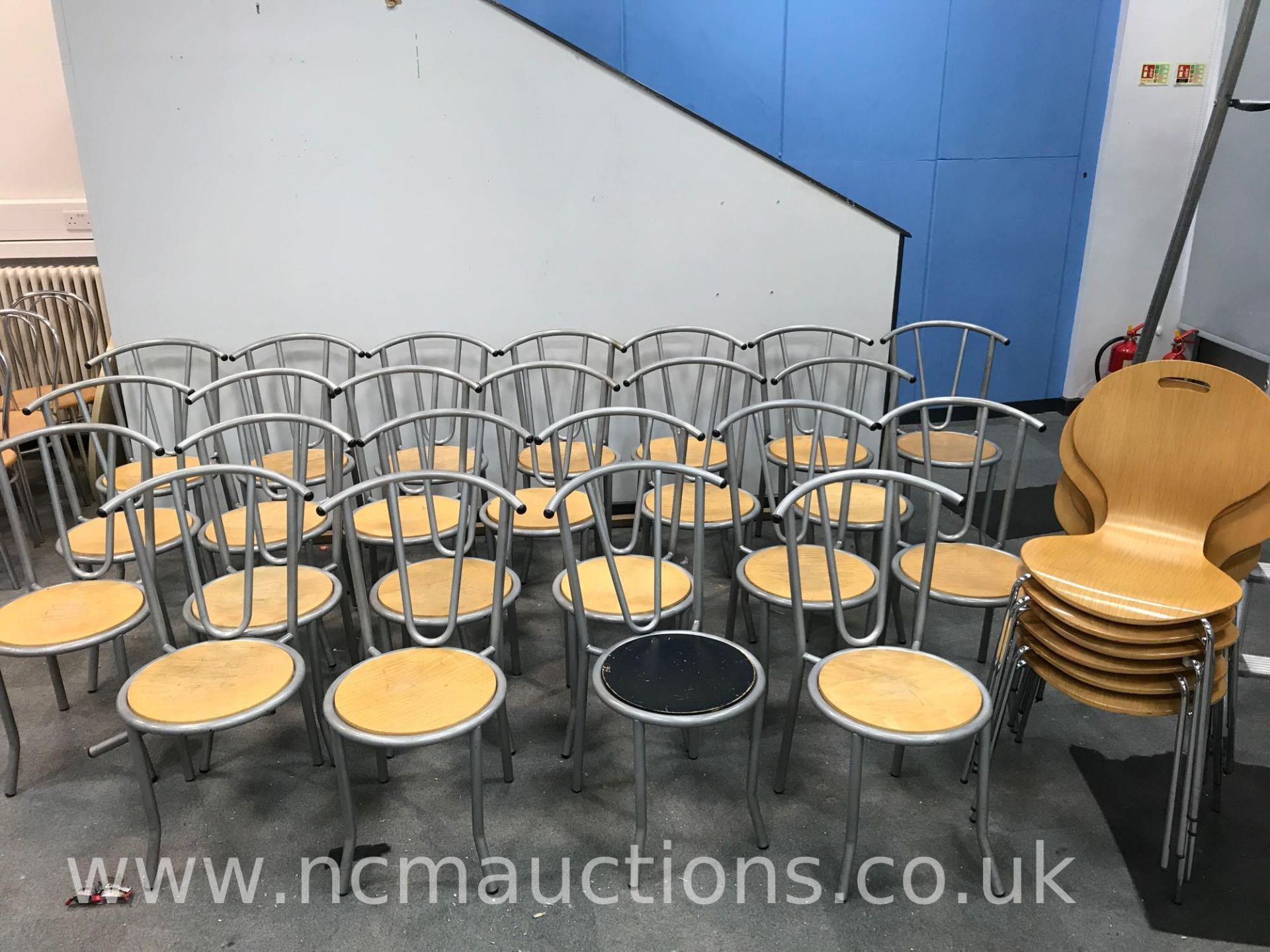 28x Mixed dining chairs