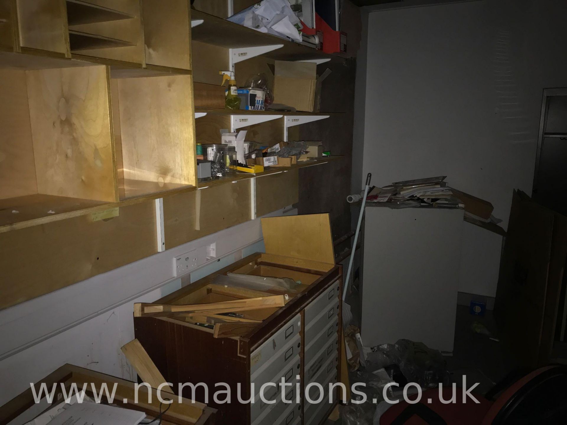 Loose and removable contents of woodworking department - Image 14 of 15