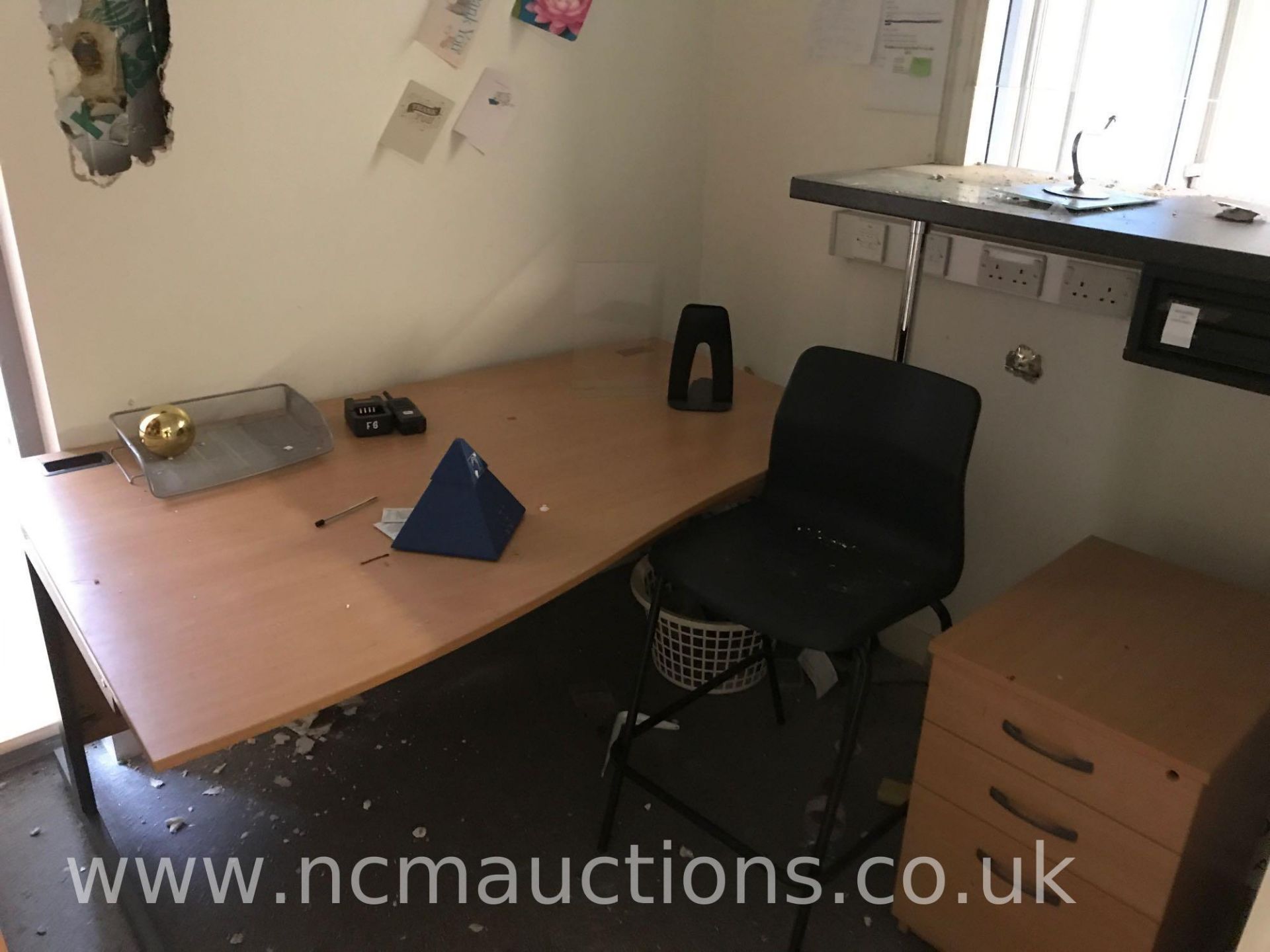 Loose and removable contents of reception area