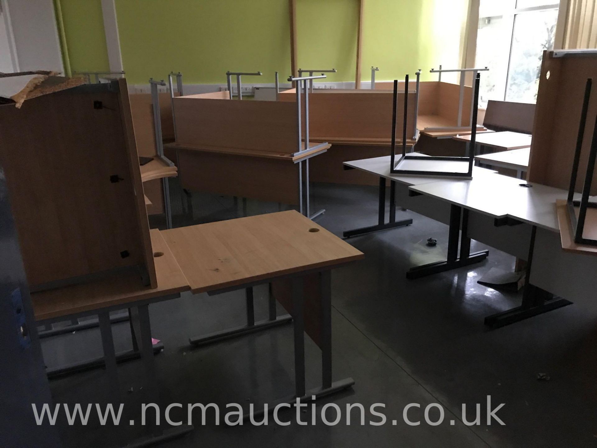 Loose and removable contents of 1st floor to include office furniture, smart screens - Image 21 of 40