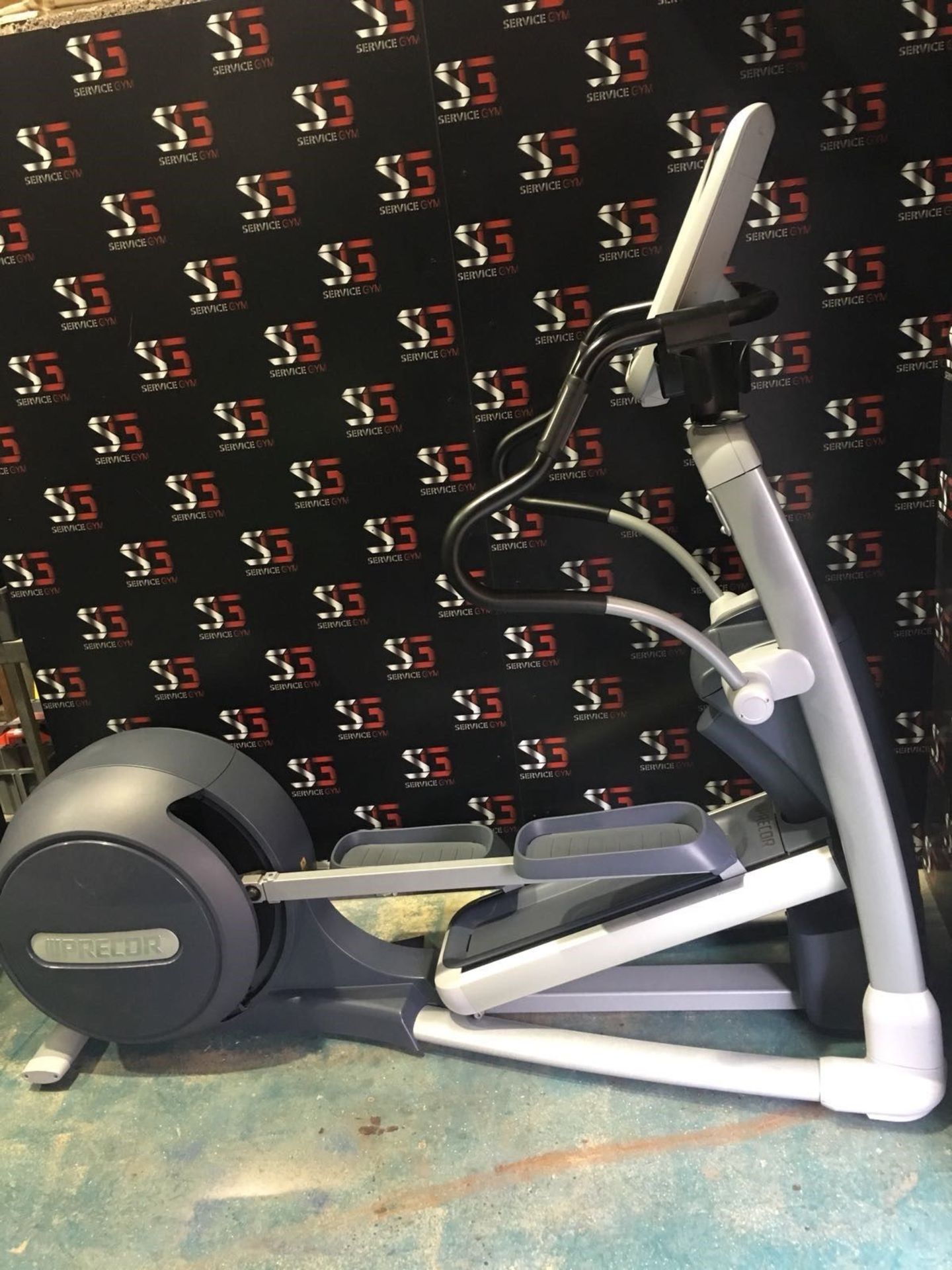 Precor P80 EFX 883