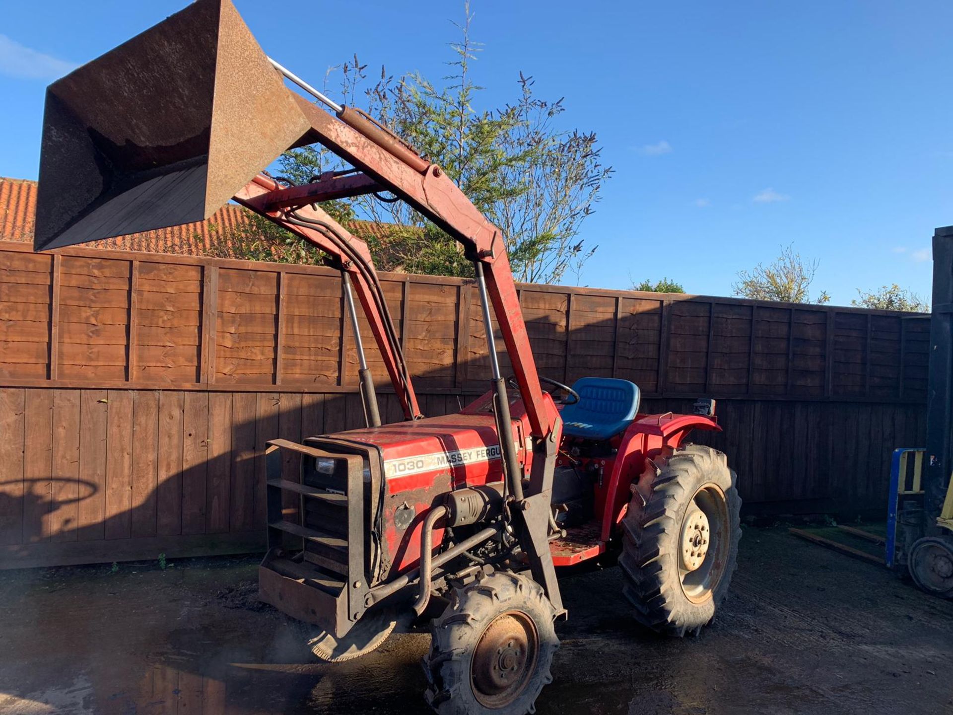 Massey Ferguson 1030 Loader Tractor - Image 10 of 12