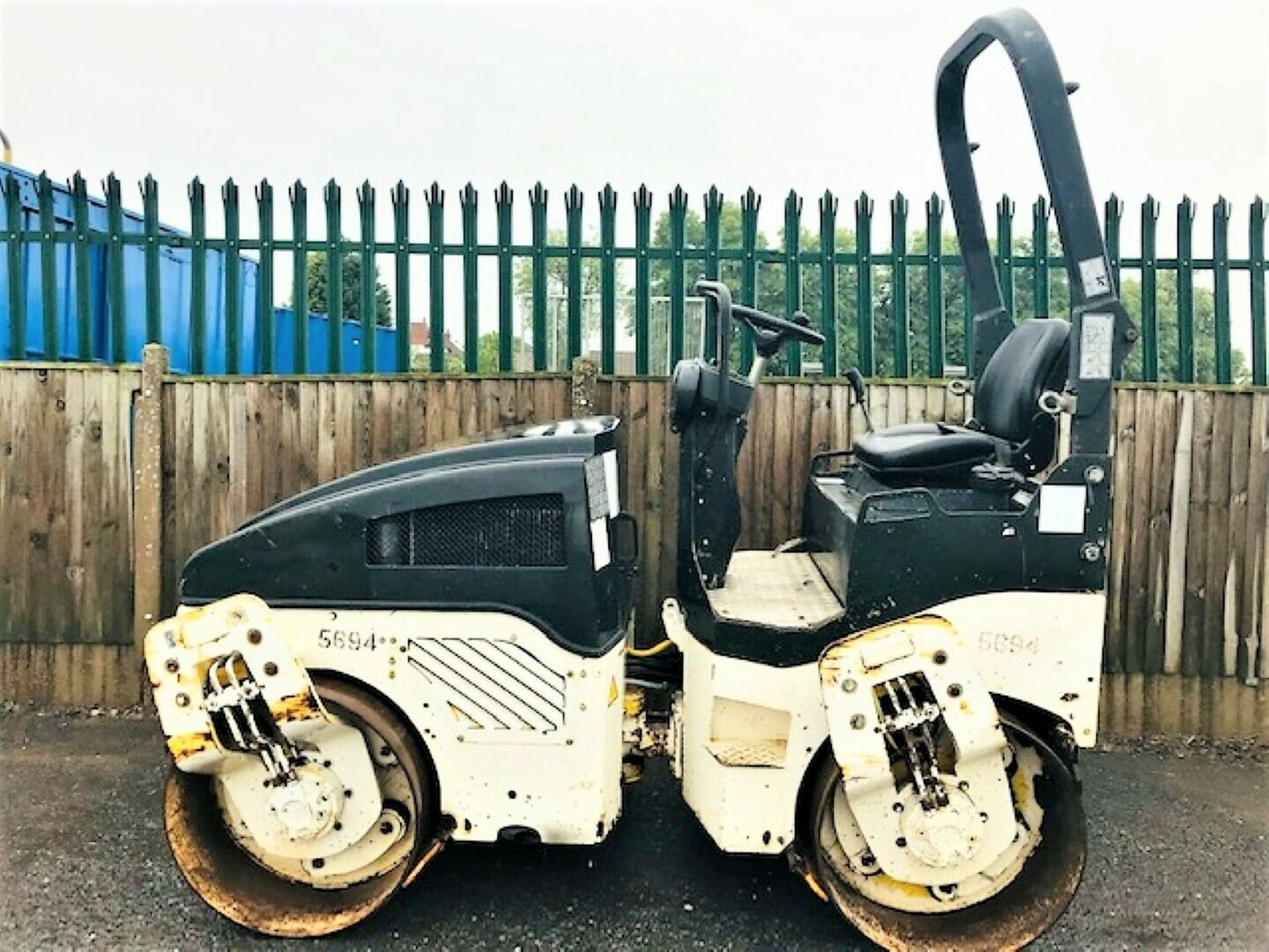 Bomag BW 120 AD-4 Tandem Roller - Image 9 of 10