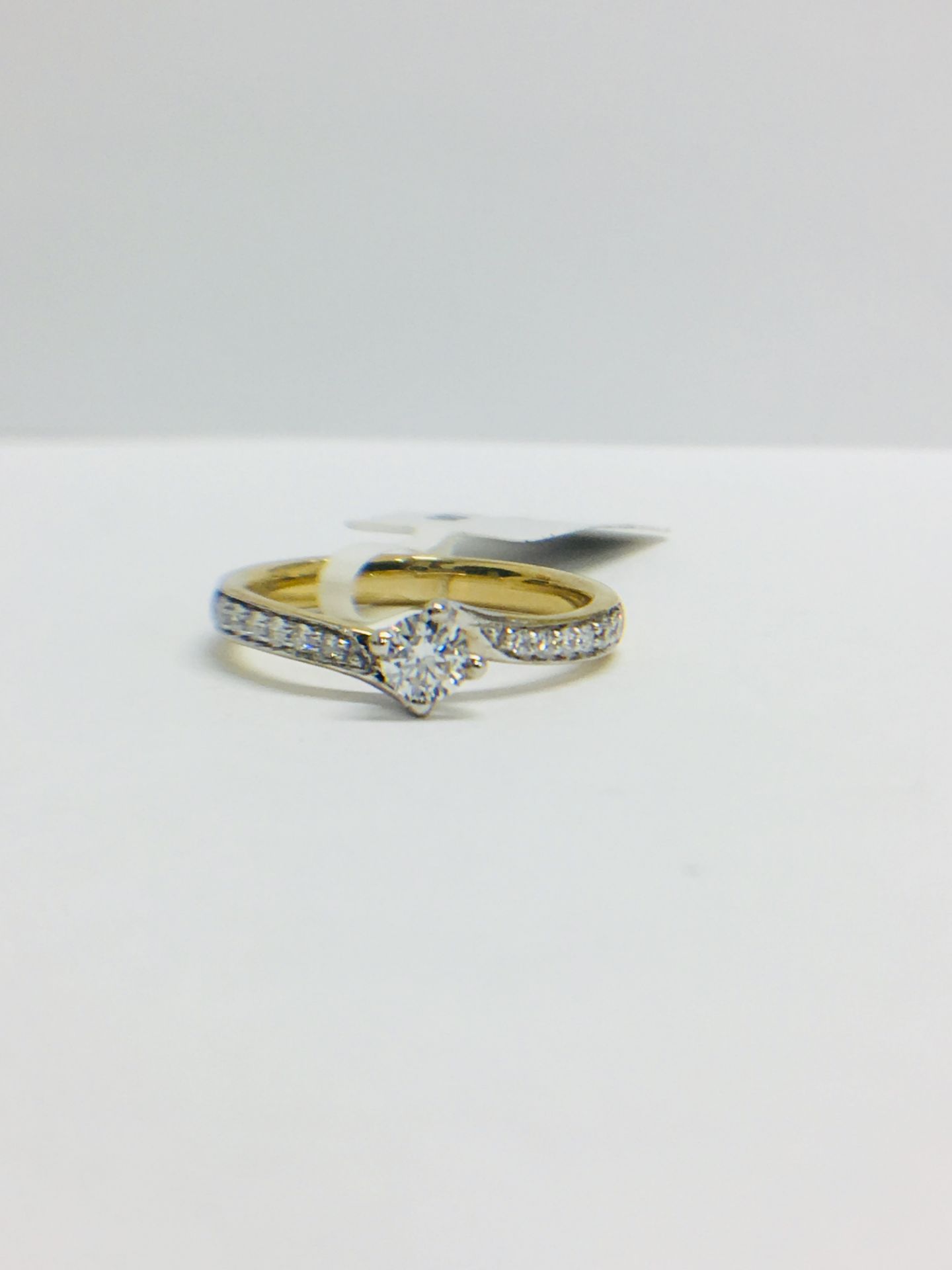 9ct Yellow Gold diamond Solitaire twist style ring