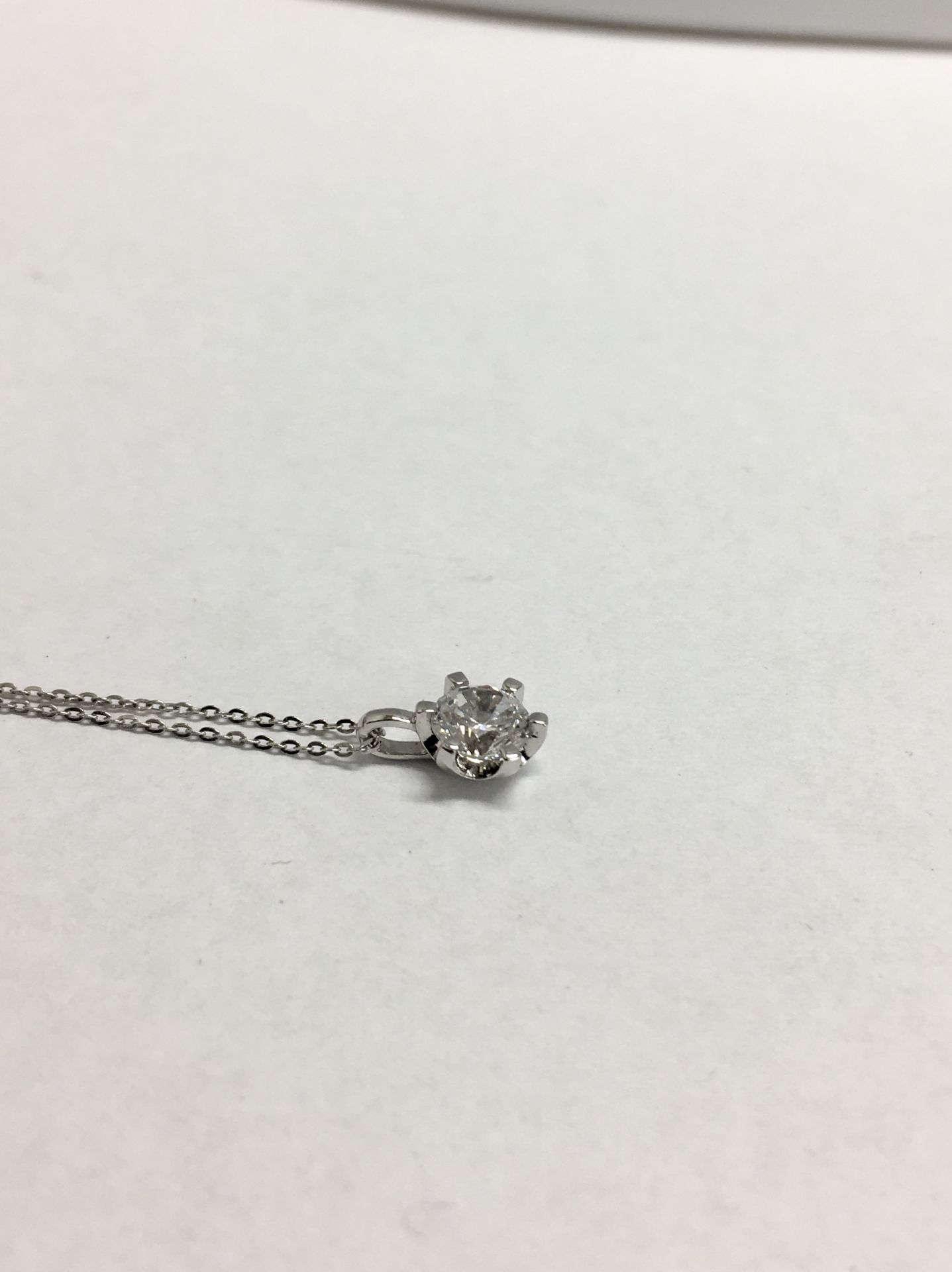 0.25ct diamond solitaire pendant set in 18ct gold. 6 claw setting - Image 3 of 4