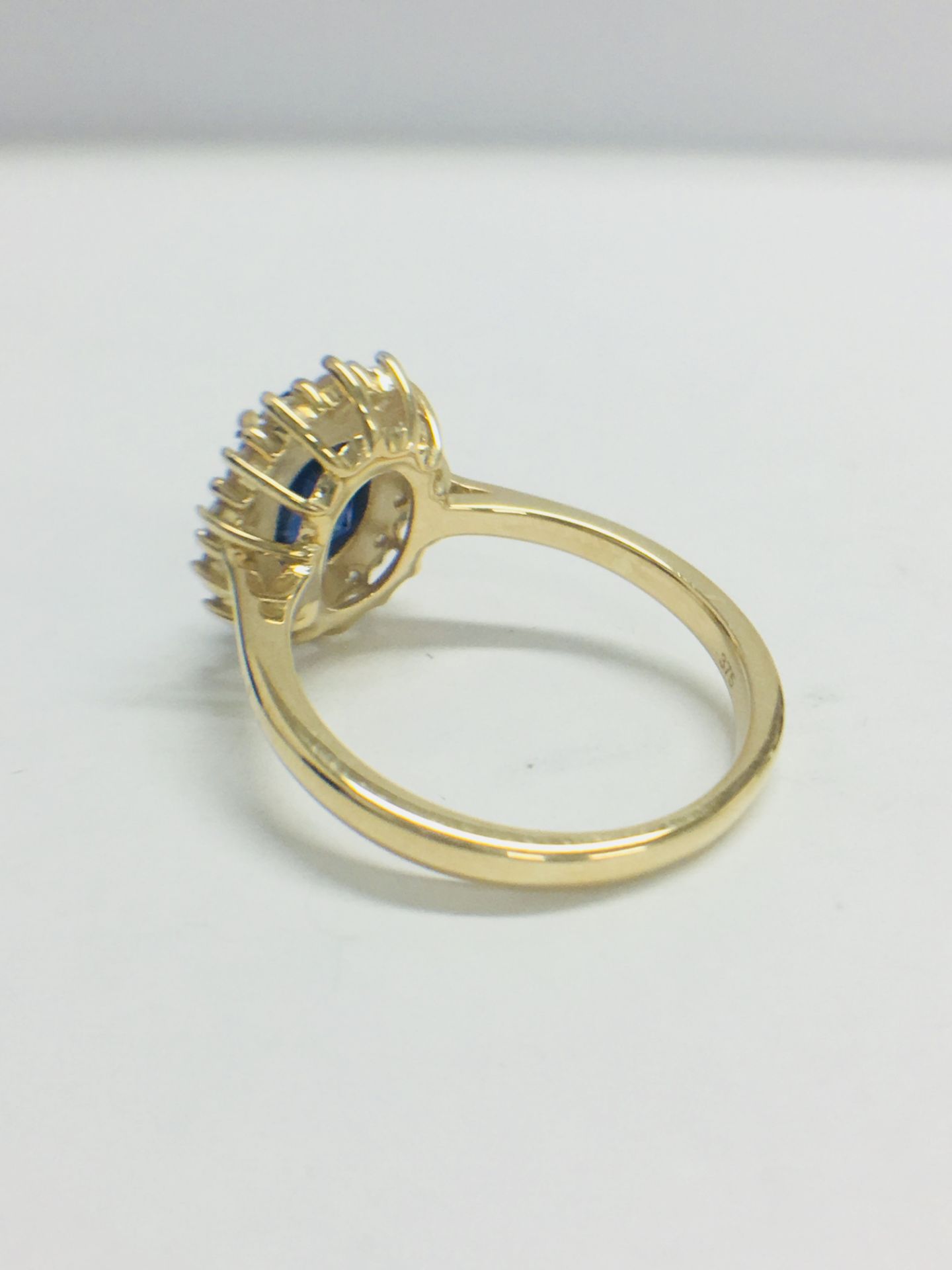 9CT YELLOW GOLD LADIES' RING - Image 4 of 10