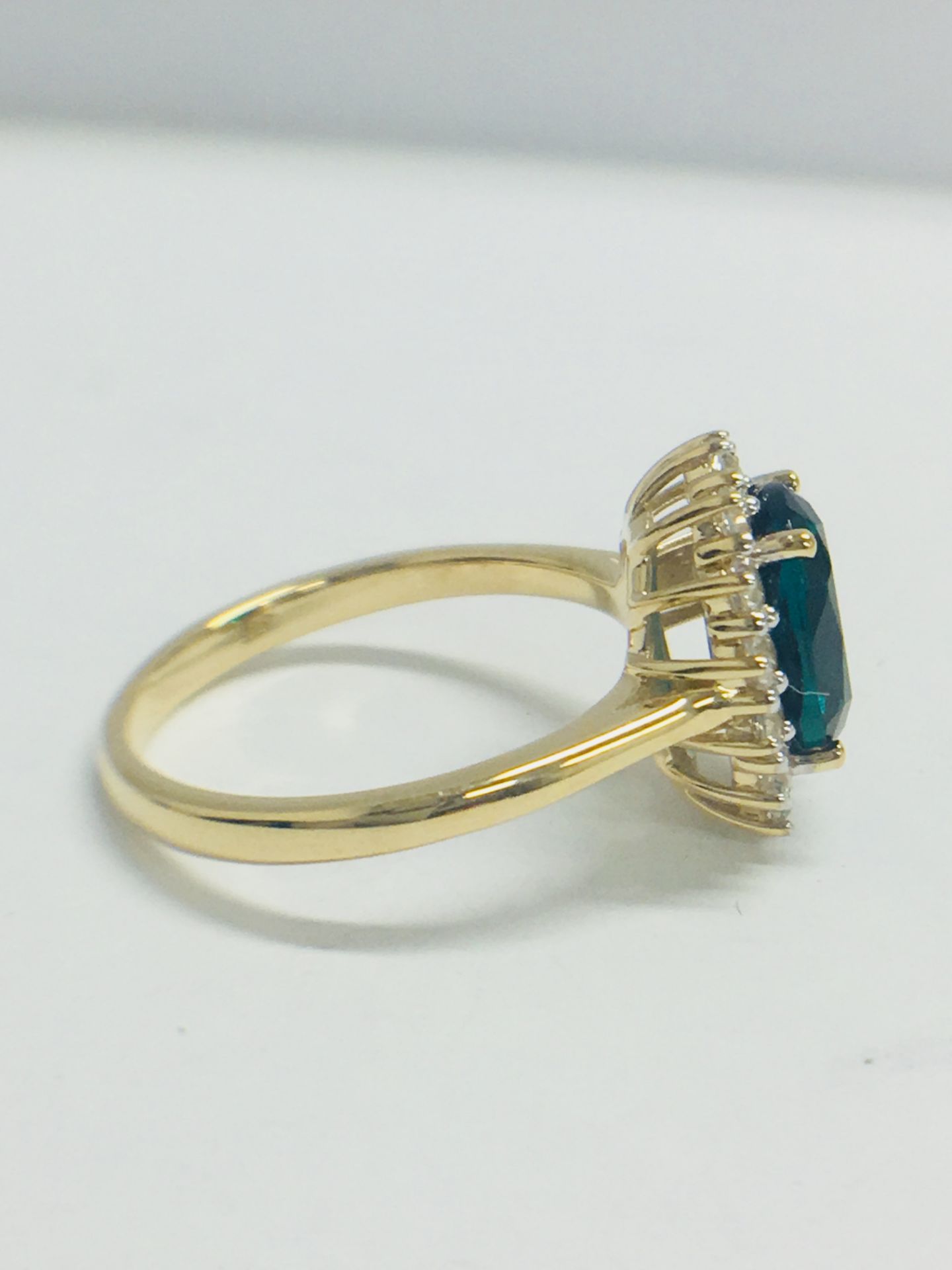 9CT YELLOW GOLD LADIES' RING - Image 8 of 11