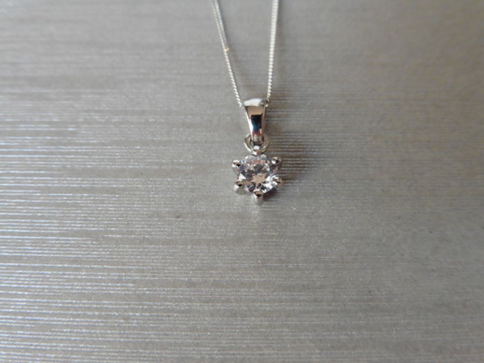 0.25ct diamond solitaire pendant set in 18ct gold. 6 claw setting - Image 2 of 4
