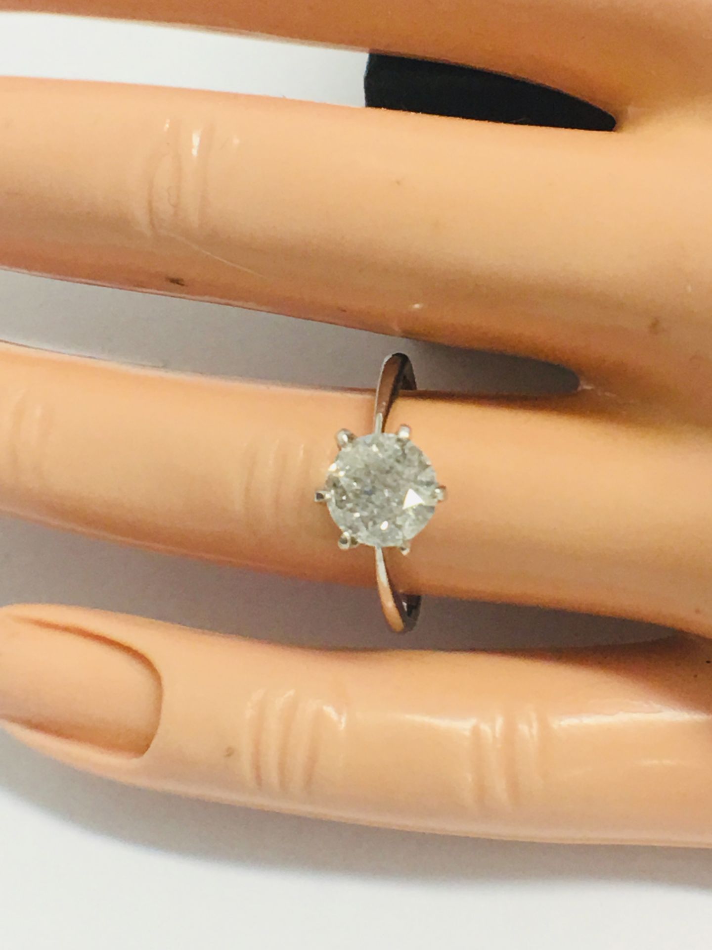 1.64ct Platinum Diamond Solitaire Ring - Image 8 of 10