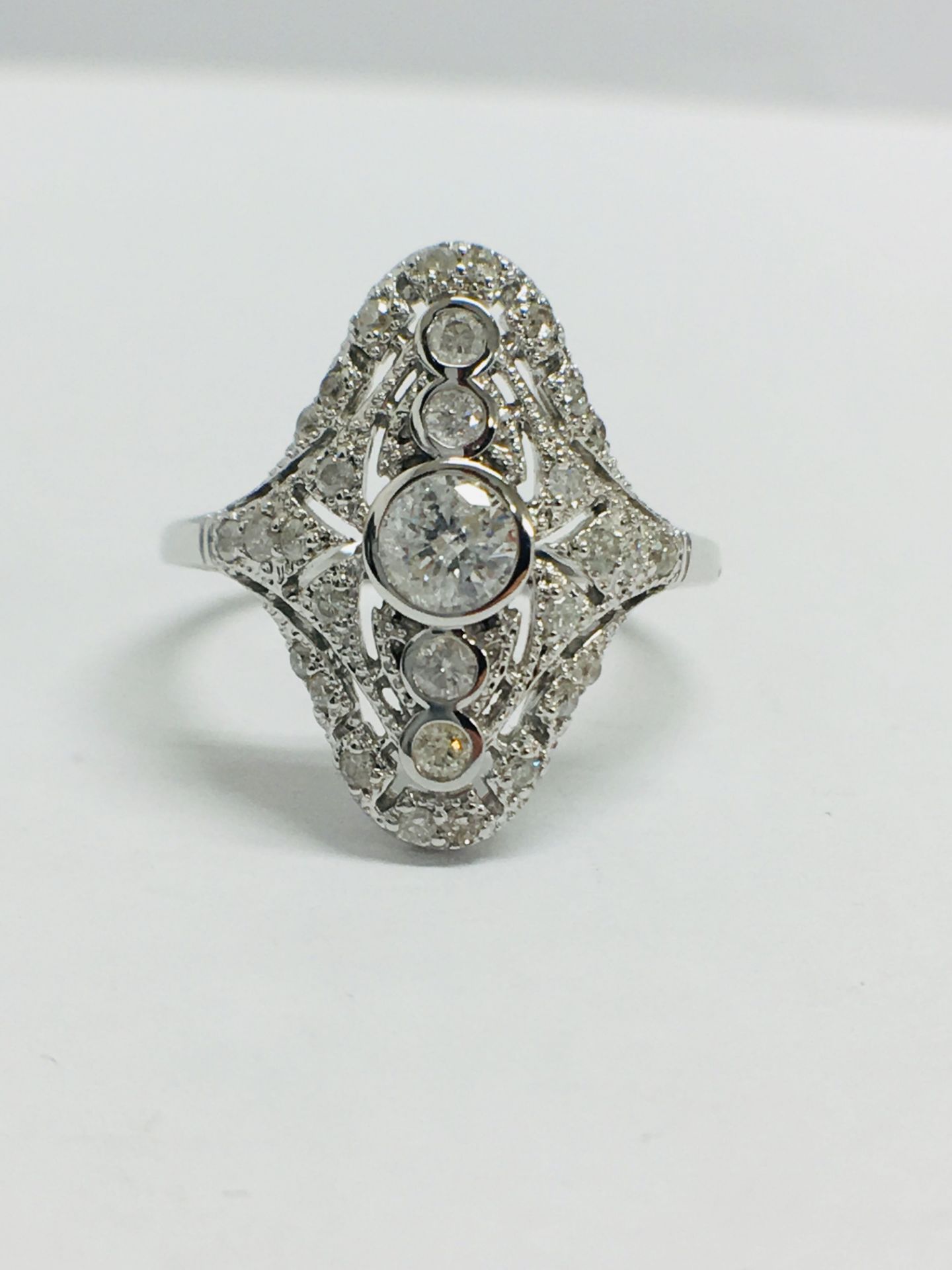 18ct White Gold Diamond Ring