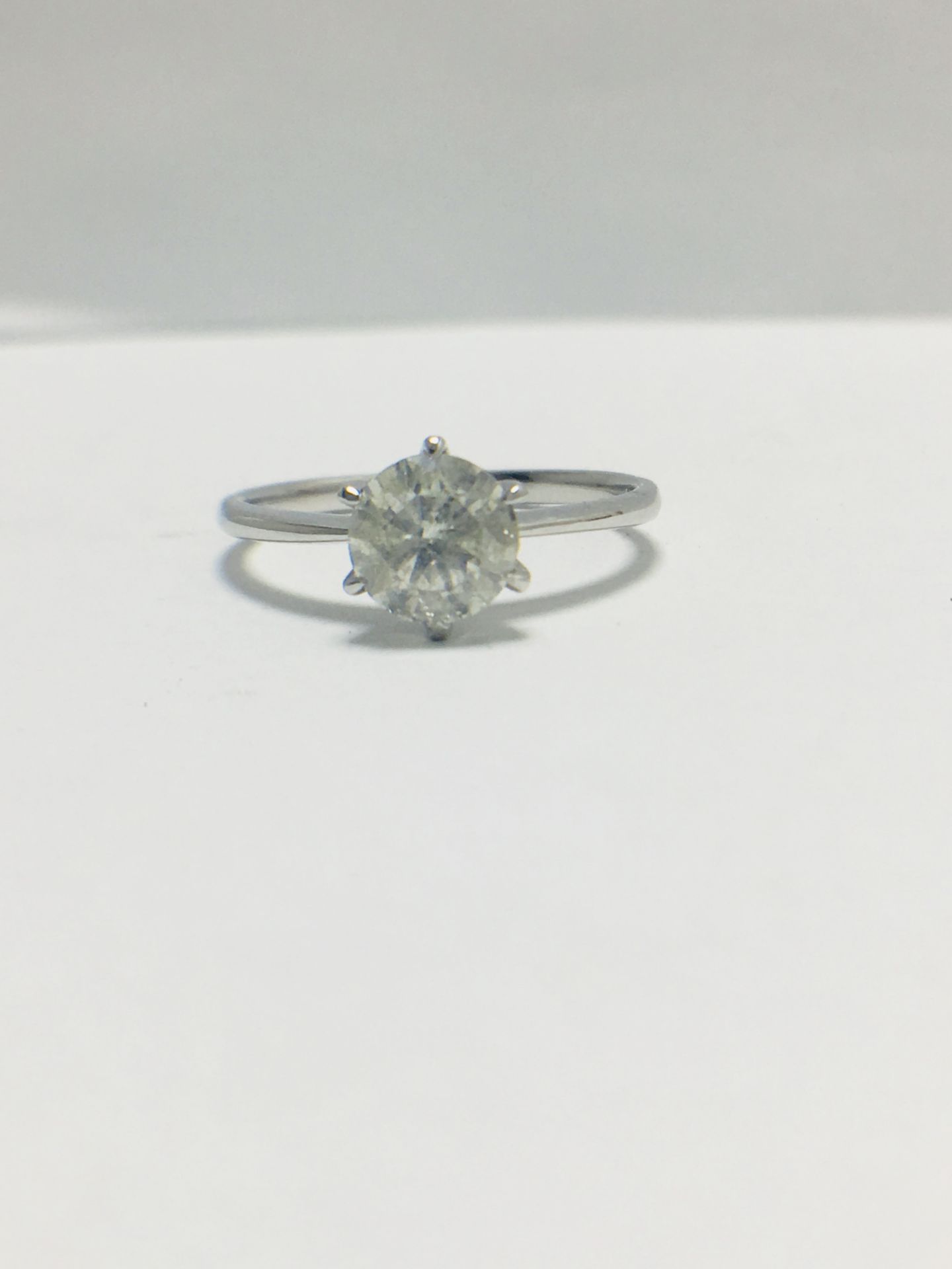 1ct Platinum Diamond Solitaire Ring - Image 8 of 10