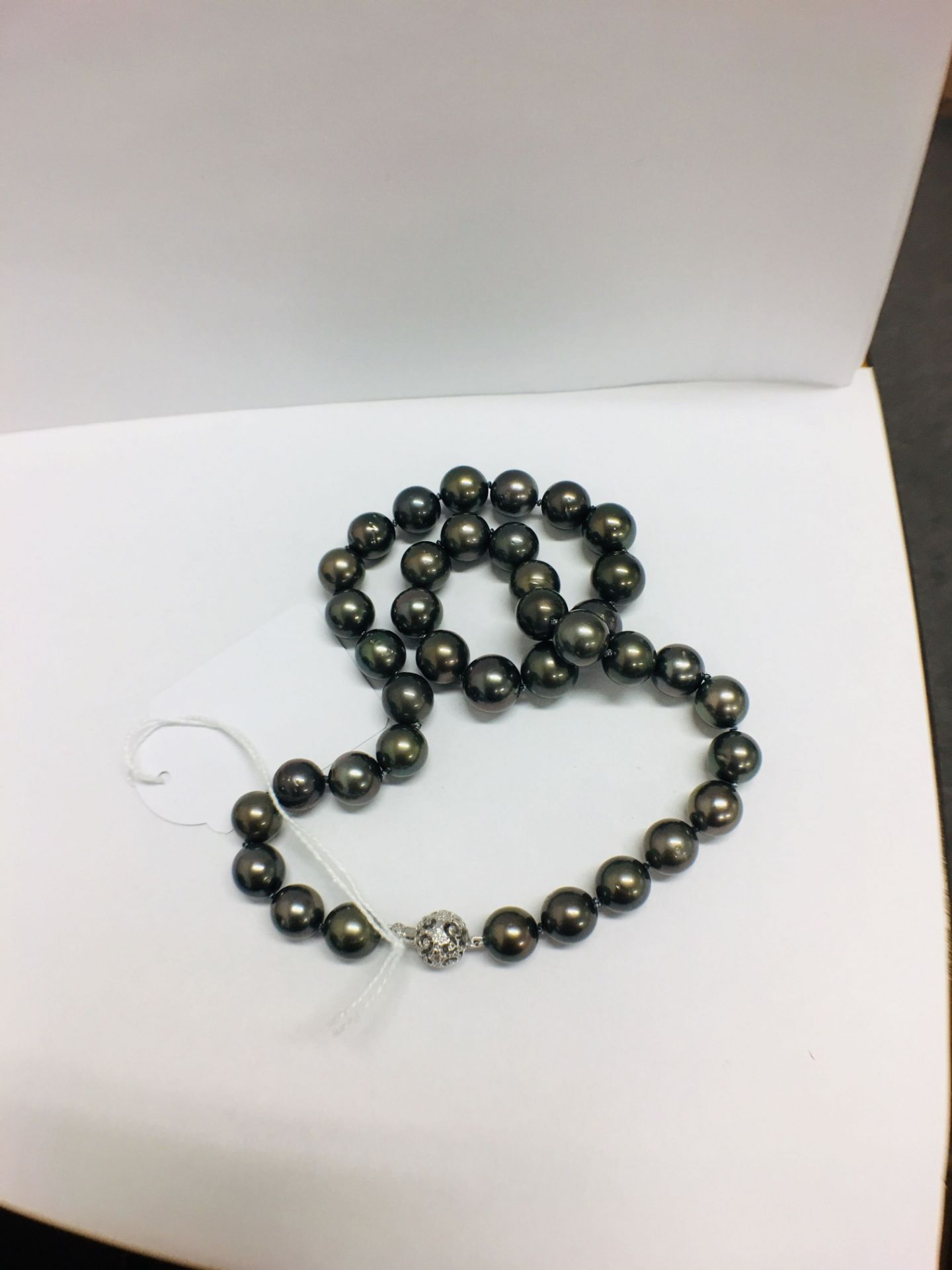 Tahitian Pearl Necklace - Image 6 of 9