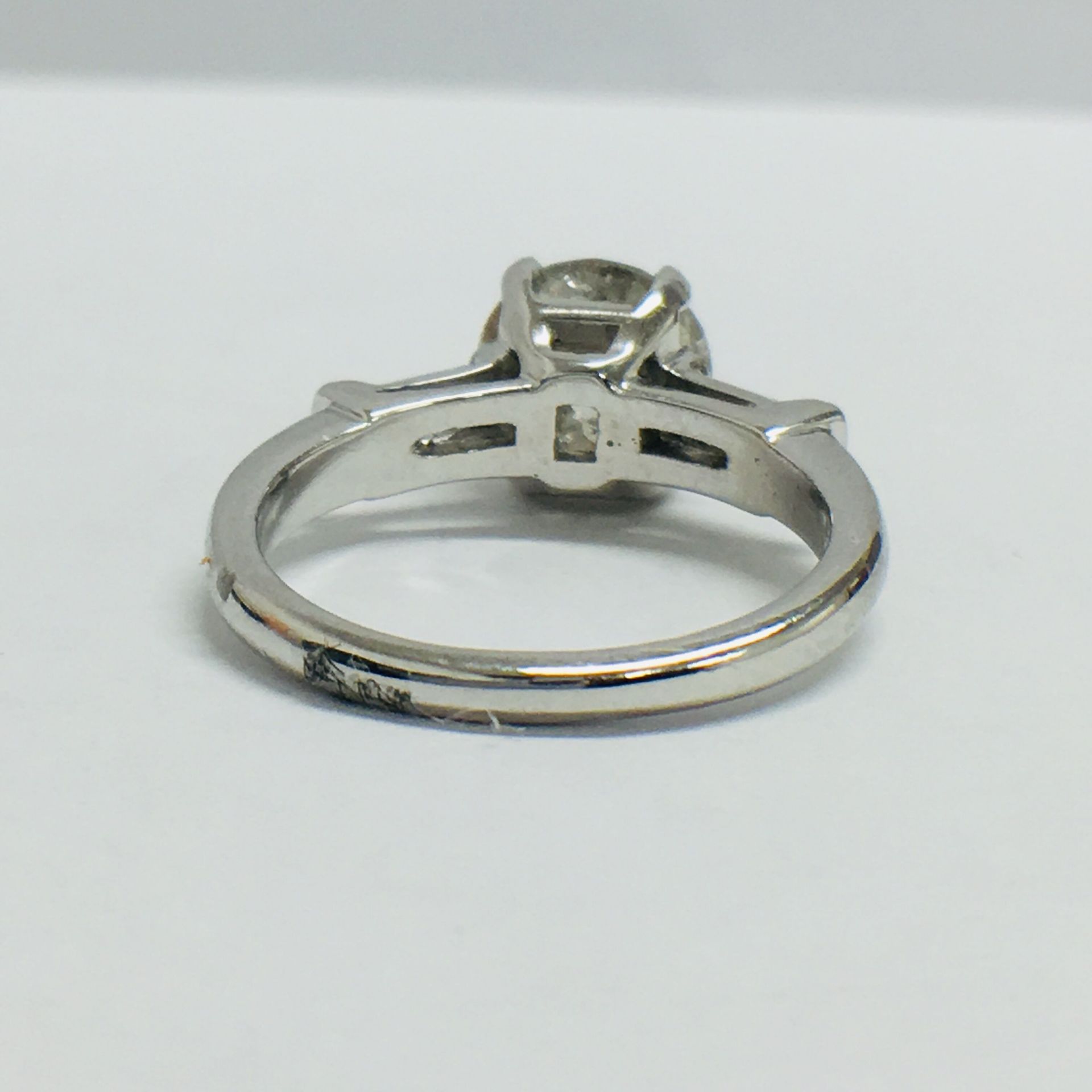 Platinum Diamond Ring - Image 6 of 11