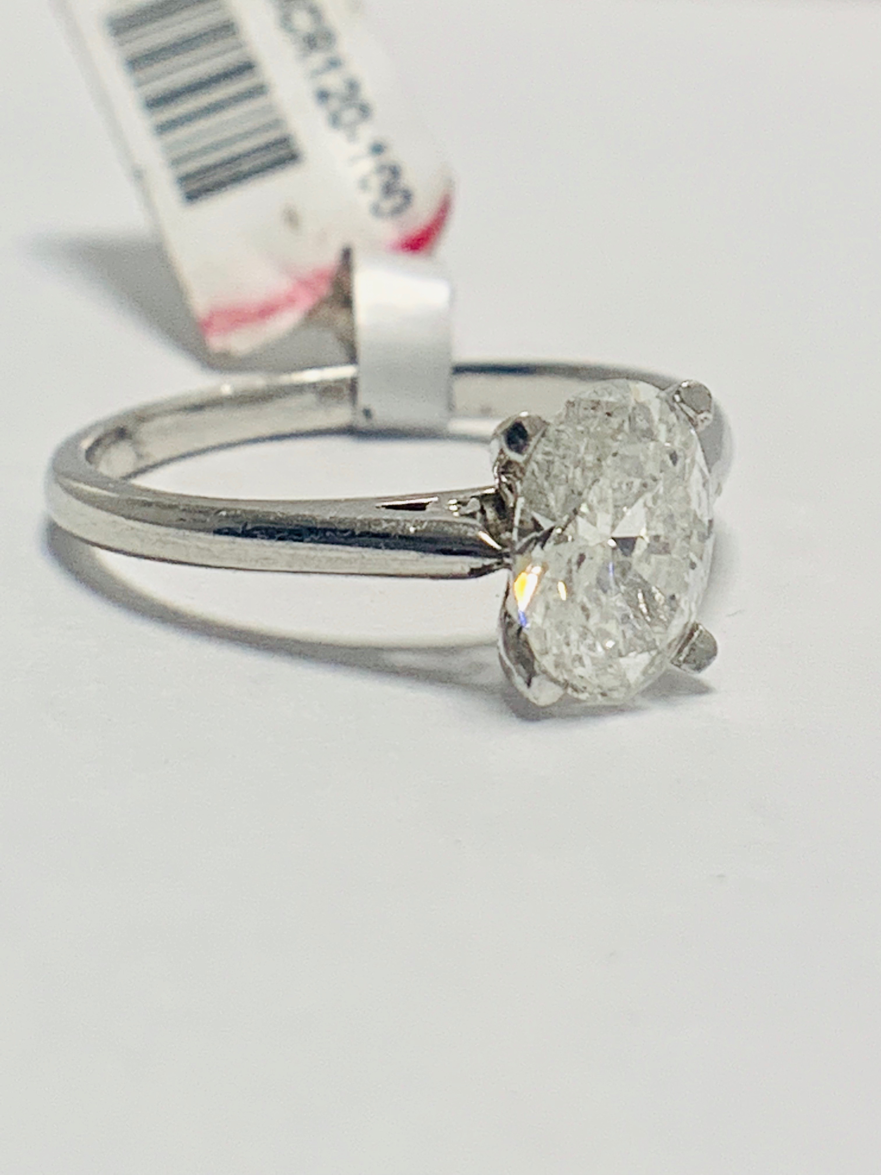 1ct Oval Diamond Solitaire Platinum Ring - Image 6 of 9