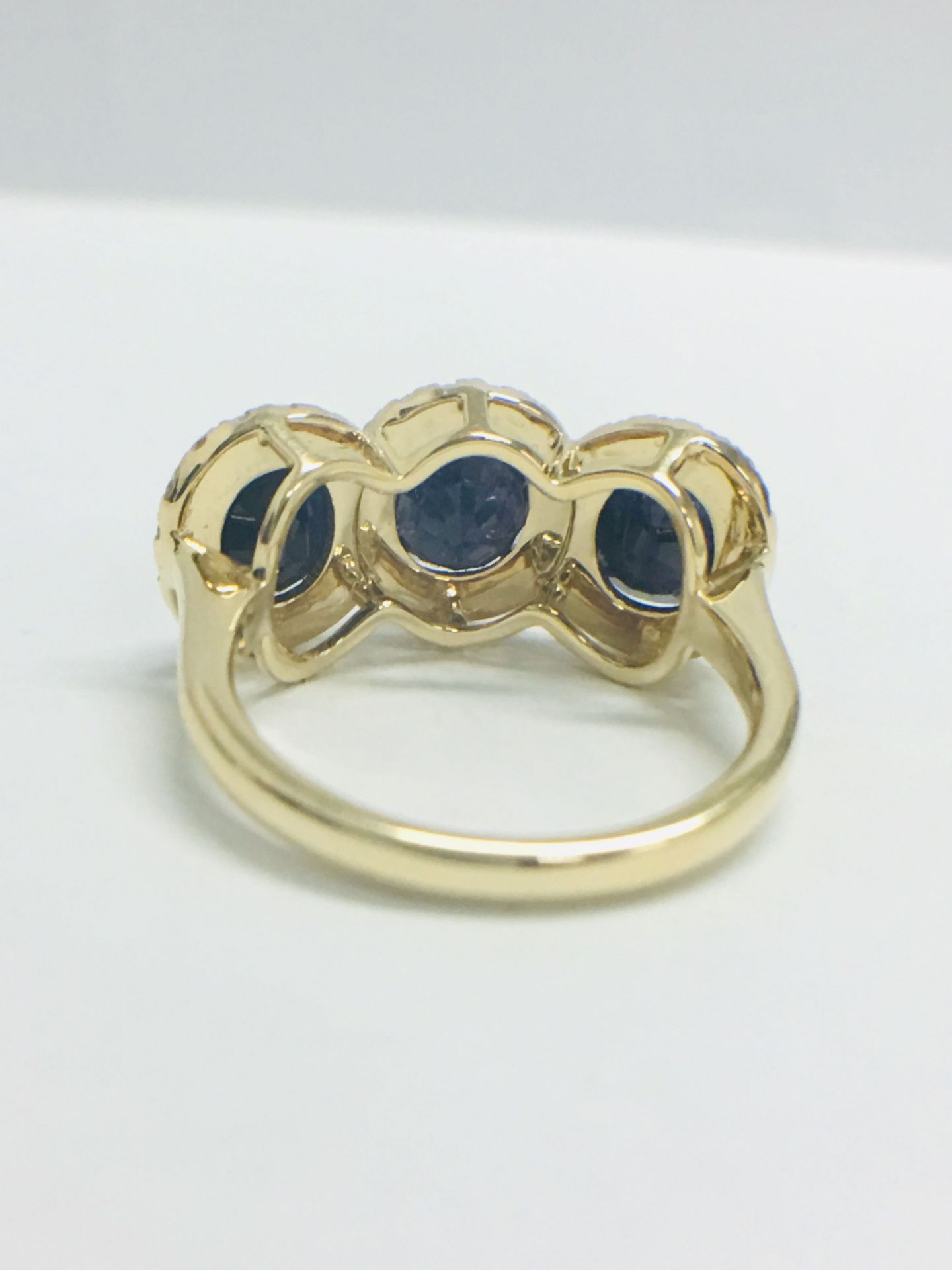 18ct Yellow Gold Sapphire and Diamond ring - Image 6 of 12