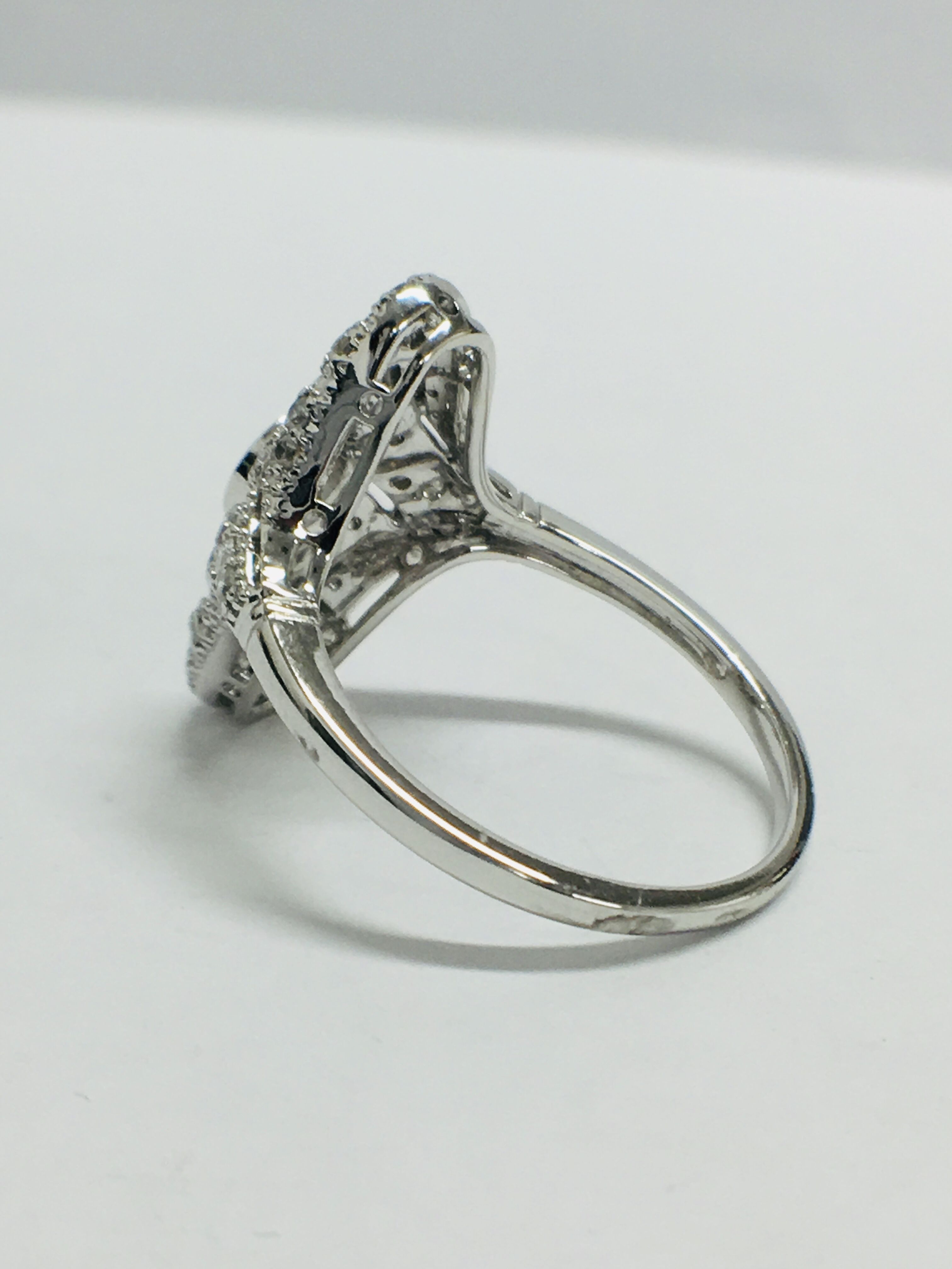 18ct White Gold Diamond Ring - Image 3 of 11