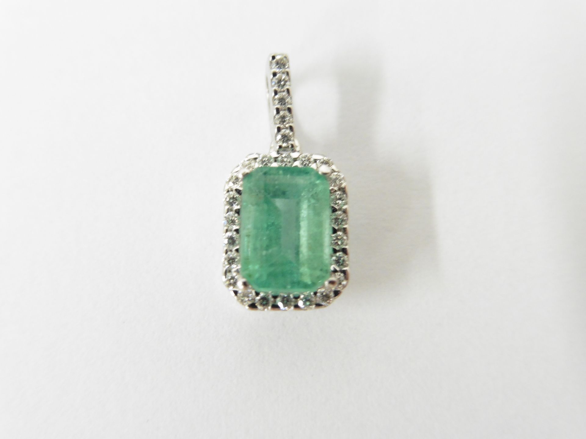 Emerald Diamond Pendant Set in 18ct White Gold - Image 3 of 4