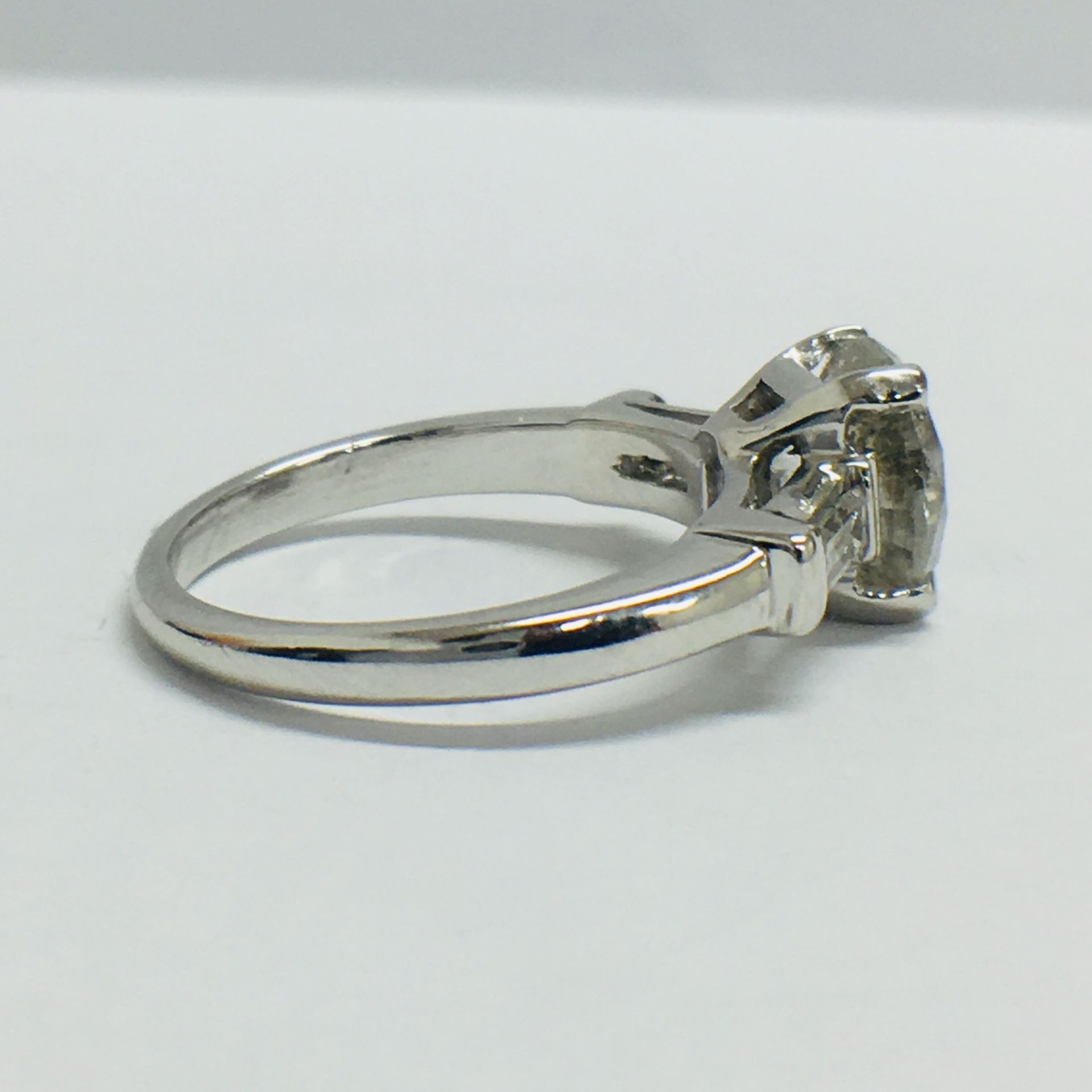 Platinum Diamond Ring - Image 7 of 11