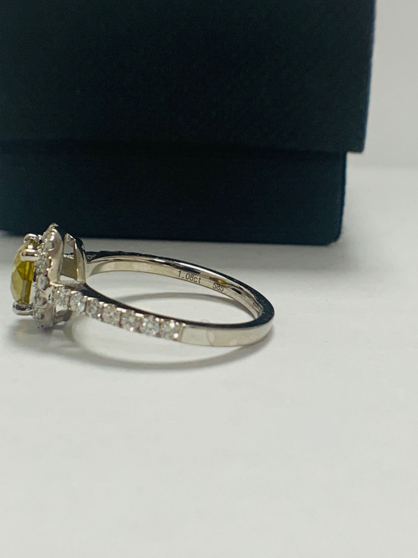 14ct White Gold Diamond ring featuring centre, round brilliant cut, yellow Diamond (1.08ct) - Image 4 of 12