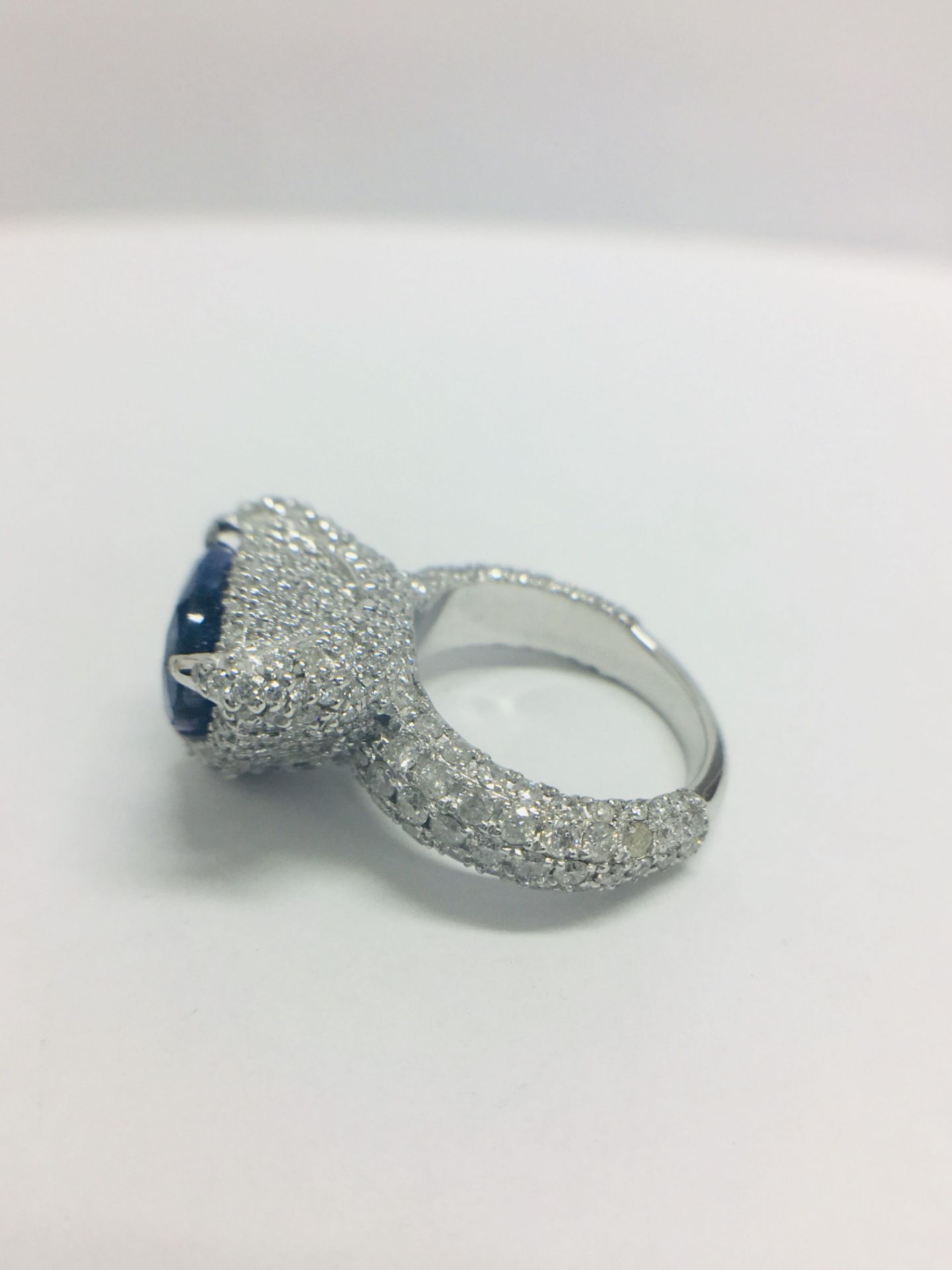 Platinum Tanzanite Ring - Image 4 of 15