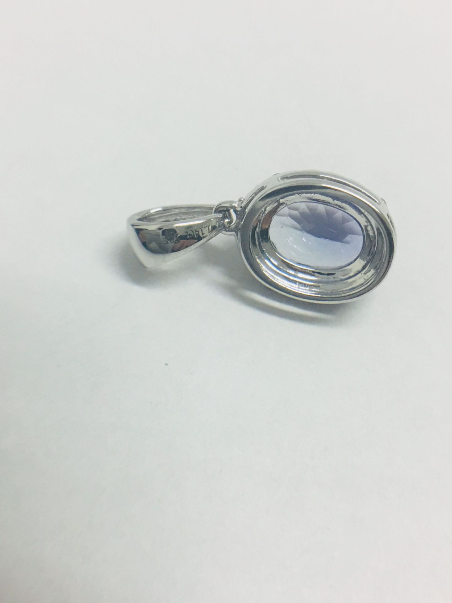 14ct White Gold Tanzanite & Diamond Pendant - Image 3 of 7