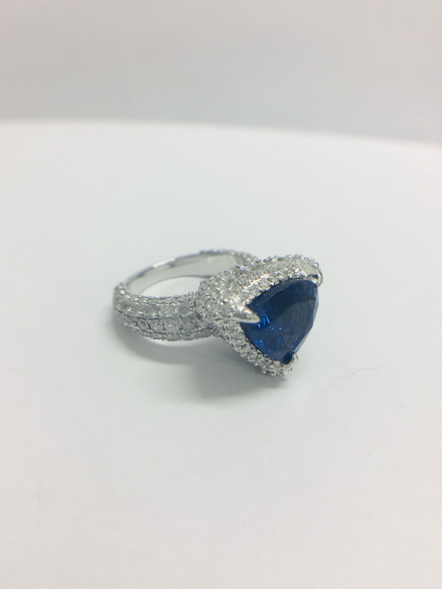 Platinum Tanzanite Ring - Image 9 of 15