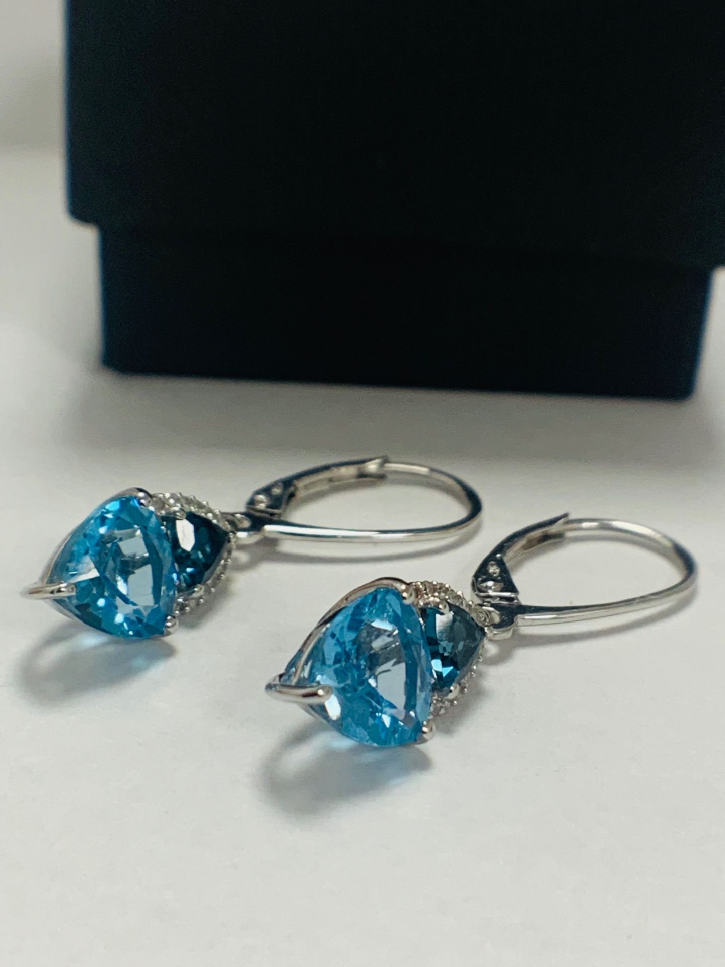 10ct White Gold Topaz and Diamond earrings - Image 2 of 8