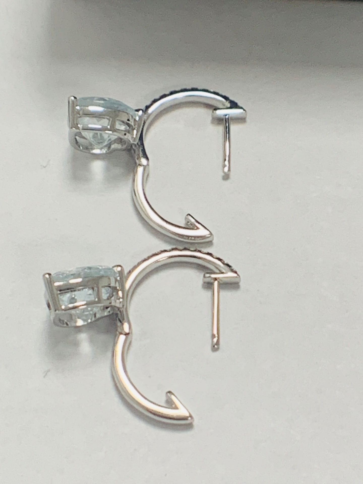 14ct White Gold Aquamarine and Diamond Earrings - Image 6 of 9