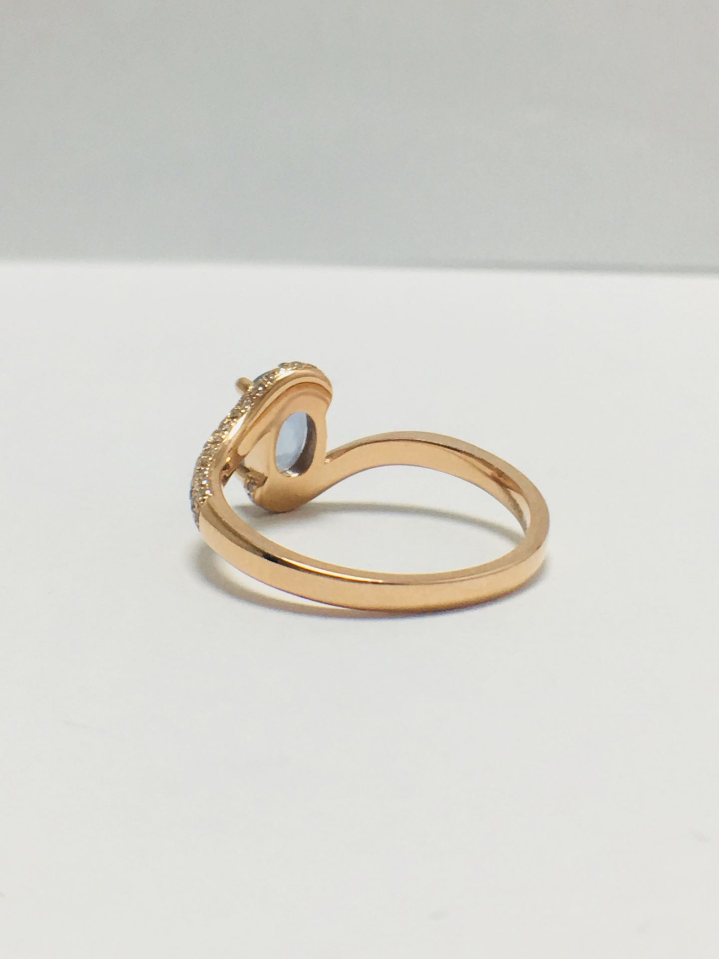 14ct Rose Gold Sapphire and Diamond ring - Image 4 of 9