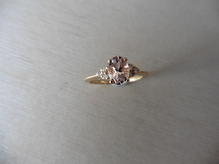 0.80Ct / 0.09Ct Morganite And Diamond Dress Ring.