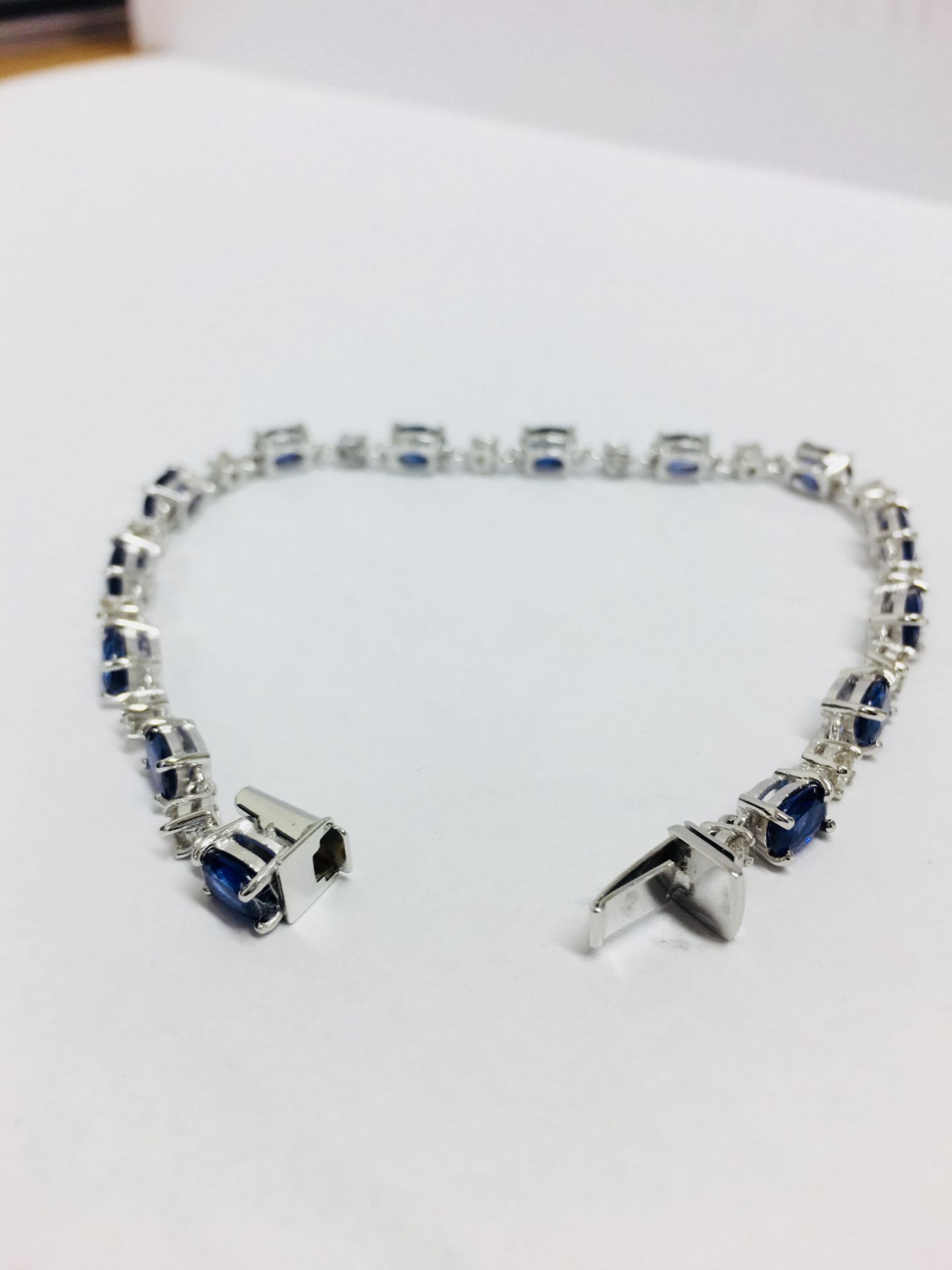 11Ct Sapphire And Diamond Bracelet. - Image 2 of 6