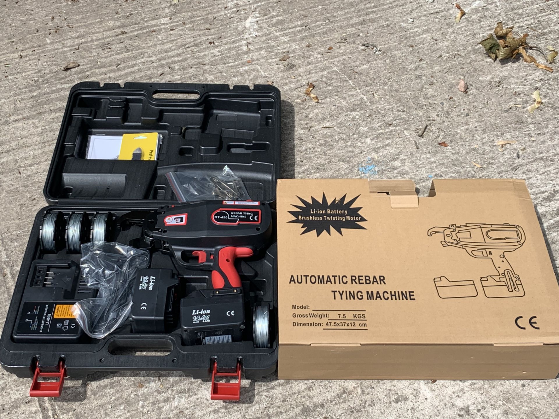 NEW BOXED RT-450 Automatic Cordless Rebar Tier Machine range from 6-45mm max/2 p/c LION BATT/CHARGER