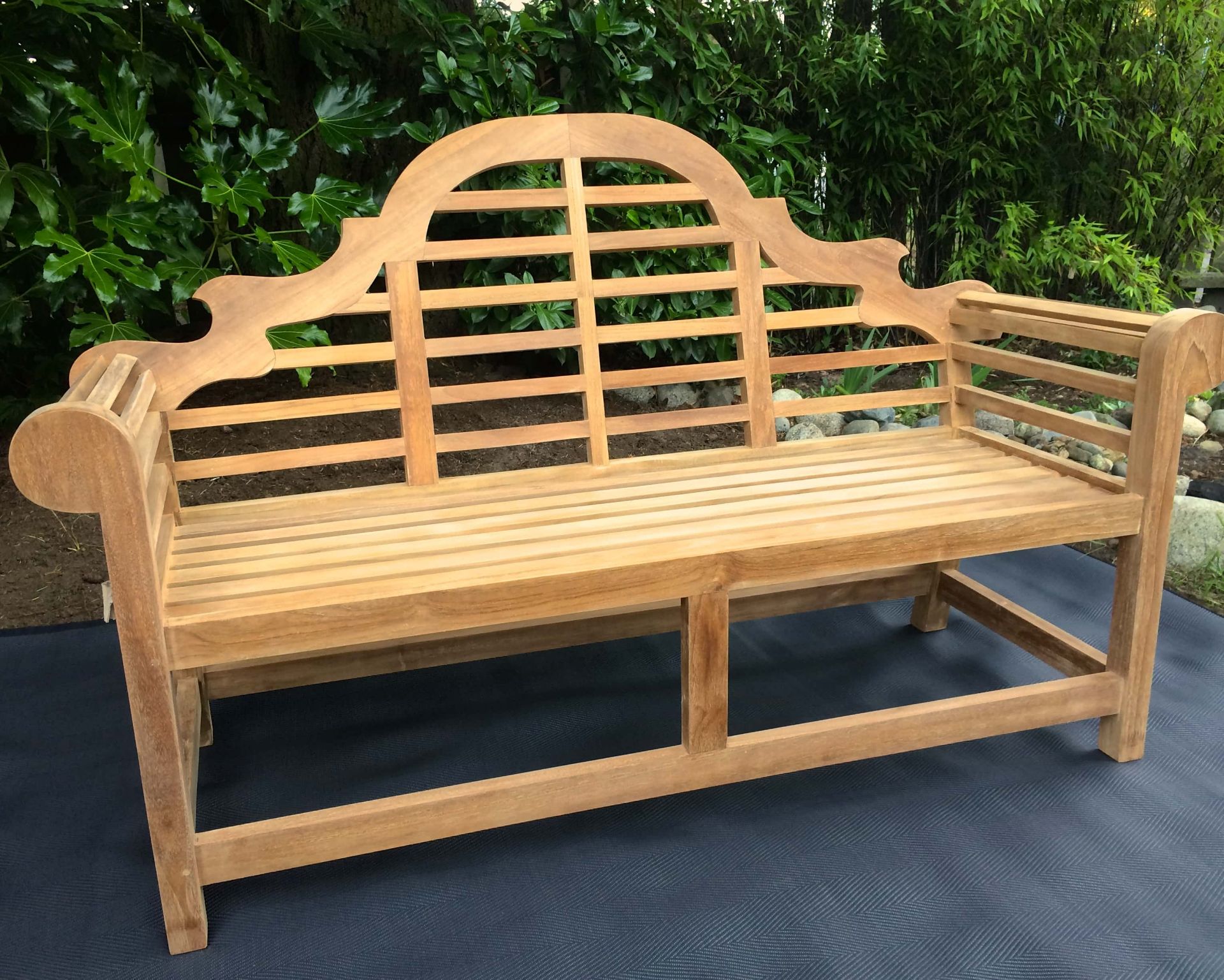 BOXED NEW SOLID TEAK LUTYENS BENCH