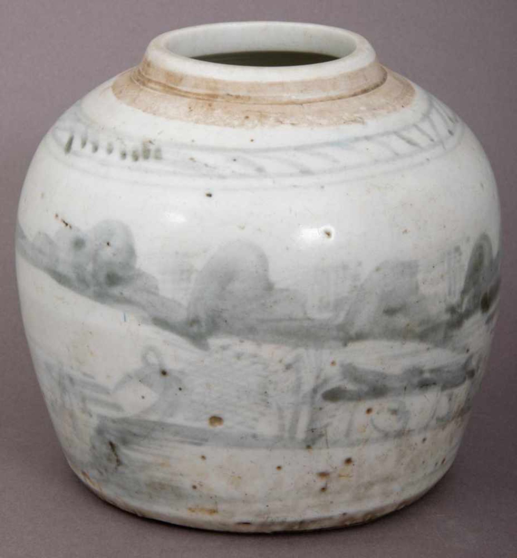 Antiker INGWER-JAR, China Ende 19. Jhd. Weiß glasierter brauner Scherben, umlaufend mit graublauem