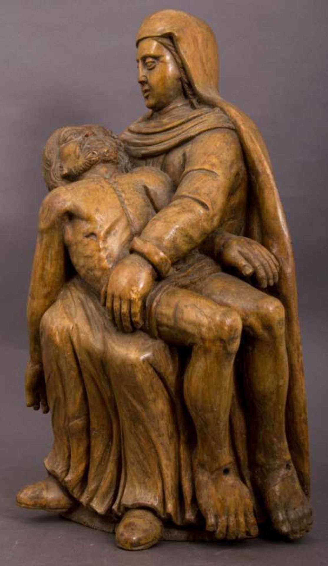 Antika Pieta, Darstellung der Maria als Schmerzensmutter (Mater Dolorosa) mit dem toten Jesus - Bild 4 aus 9