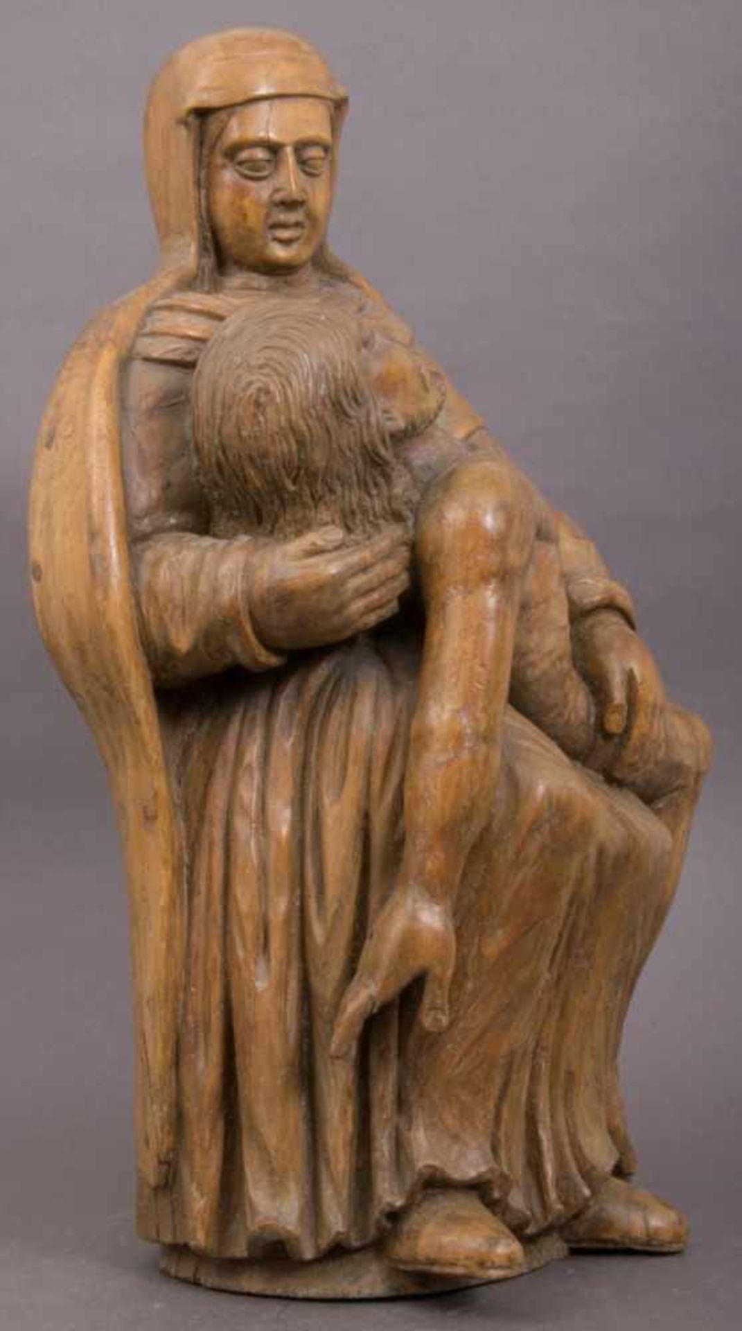 Antika Pieta, Darstellung der Maria als Schmerzensmutter (Mater Dolorosa) mit dem toten Jesus - Bild 5 aus 9