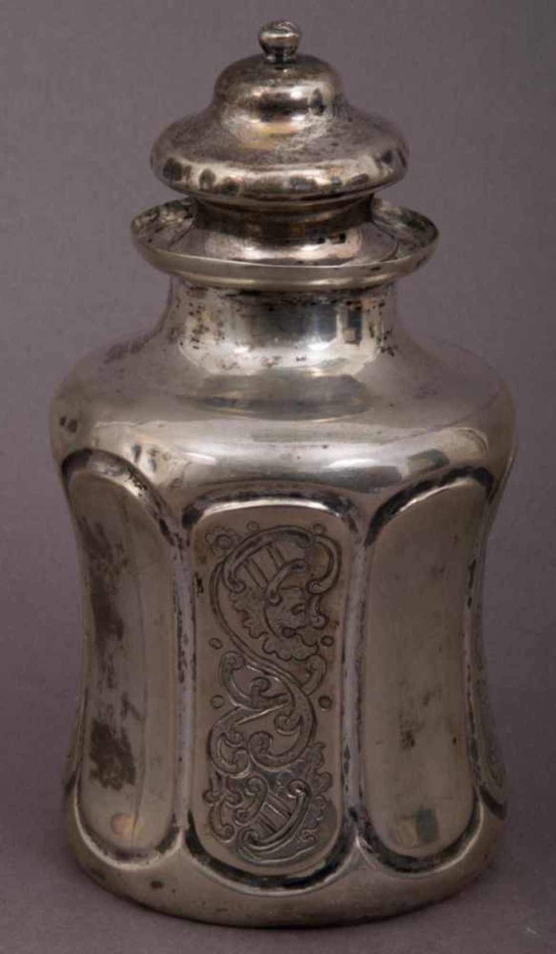 Teedose, Silber, Celle um 1840, 12lötiges Silber, Arbeit des Friedrich Wilhelm von Bestenbostell.