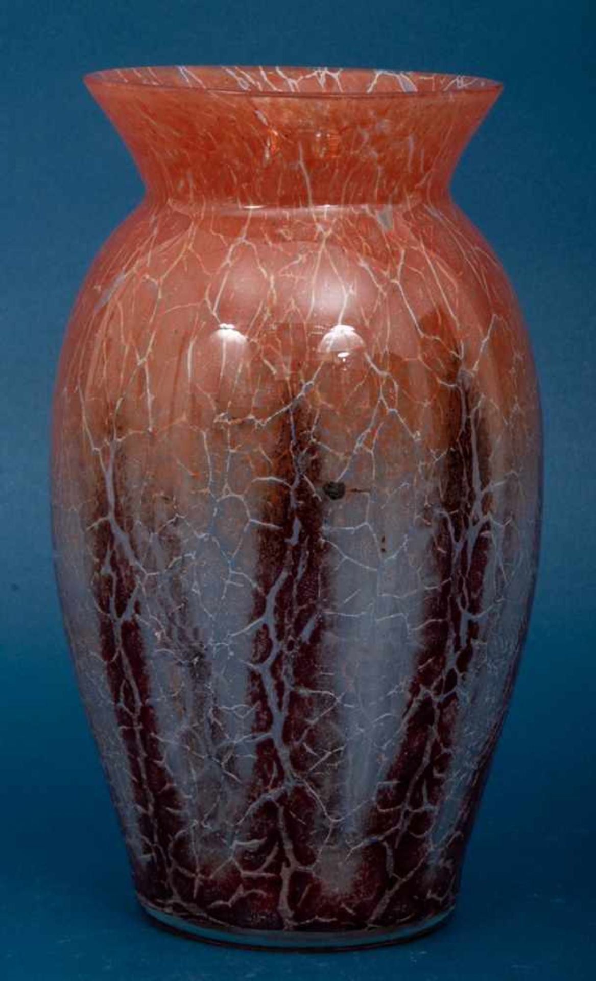 WMF - IKORA Glasvase/ Tischvase in Rottönen, 1930er/40er Jahre. Höhe ca. 25 cm, Durchmesser ca. 14 - Bild 2 aus 3