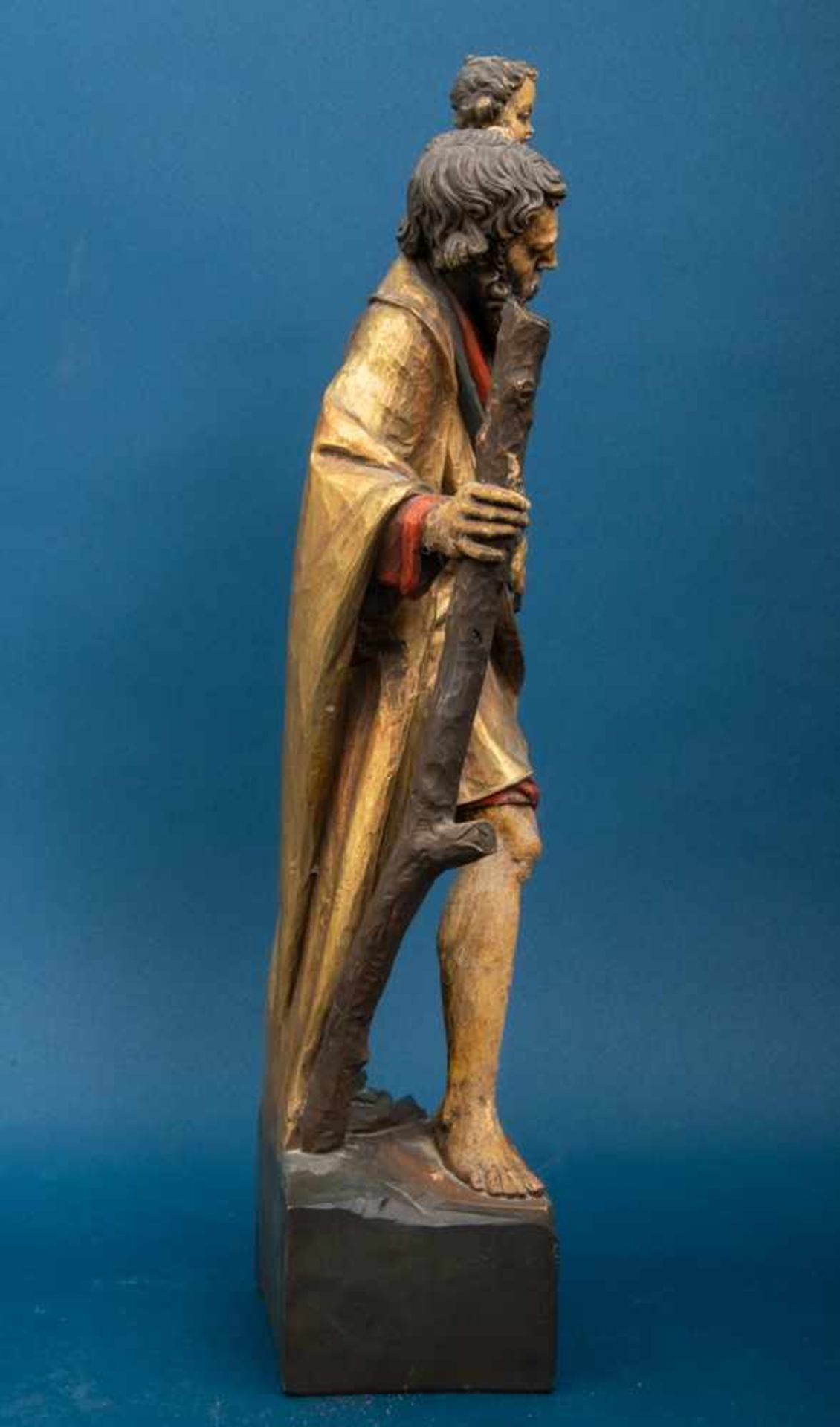 "Heiliger Christopherus", geschnitzte Darstellung auf hohem Sockel, süddt./ alpenländisch, 20./21. - Bild 5 aus 5