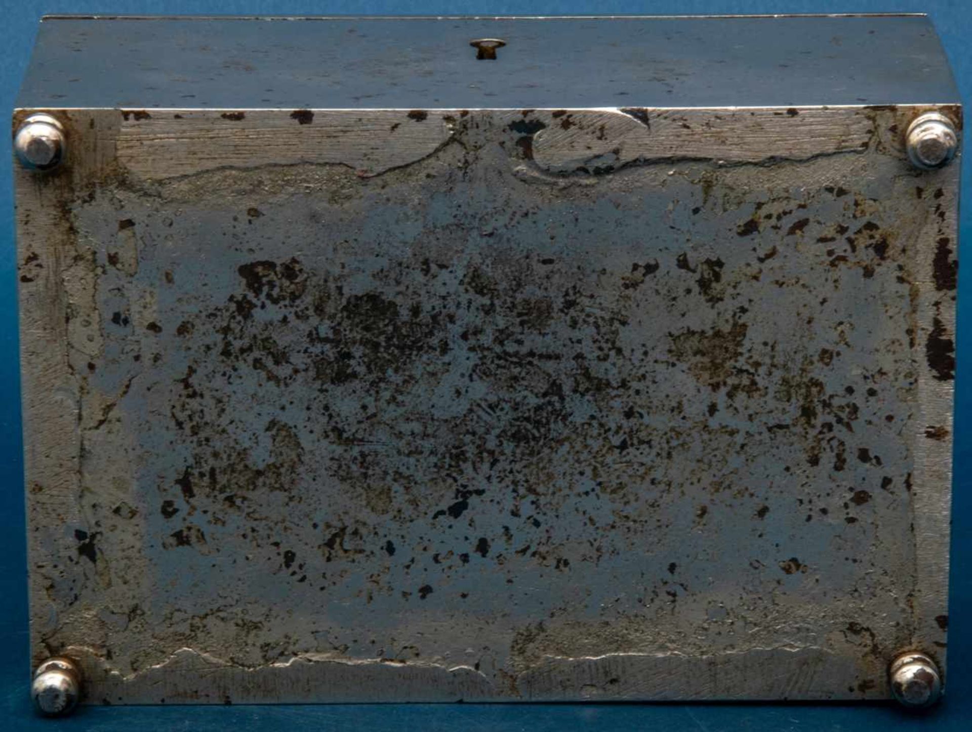 Geldkassette m. Schlüssel, um 1900, Eisen. Ca. 18,5 x 12,5 x 8,5 cm.- - -20.00 % buyer's premium - Bild 9 aus 9