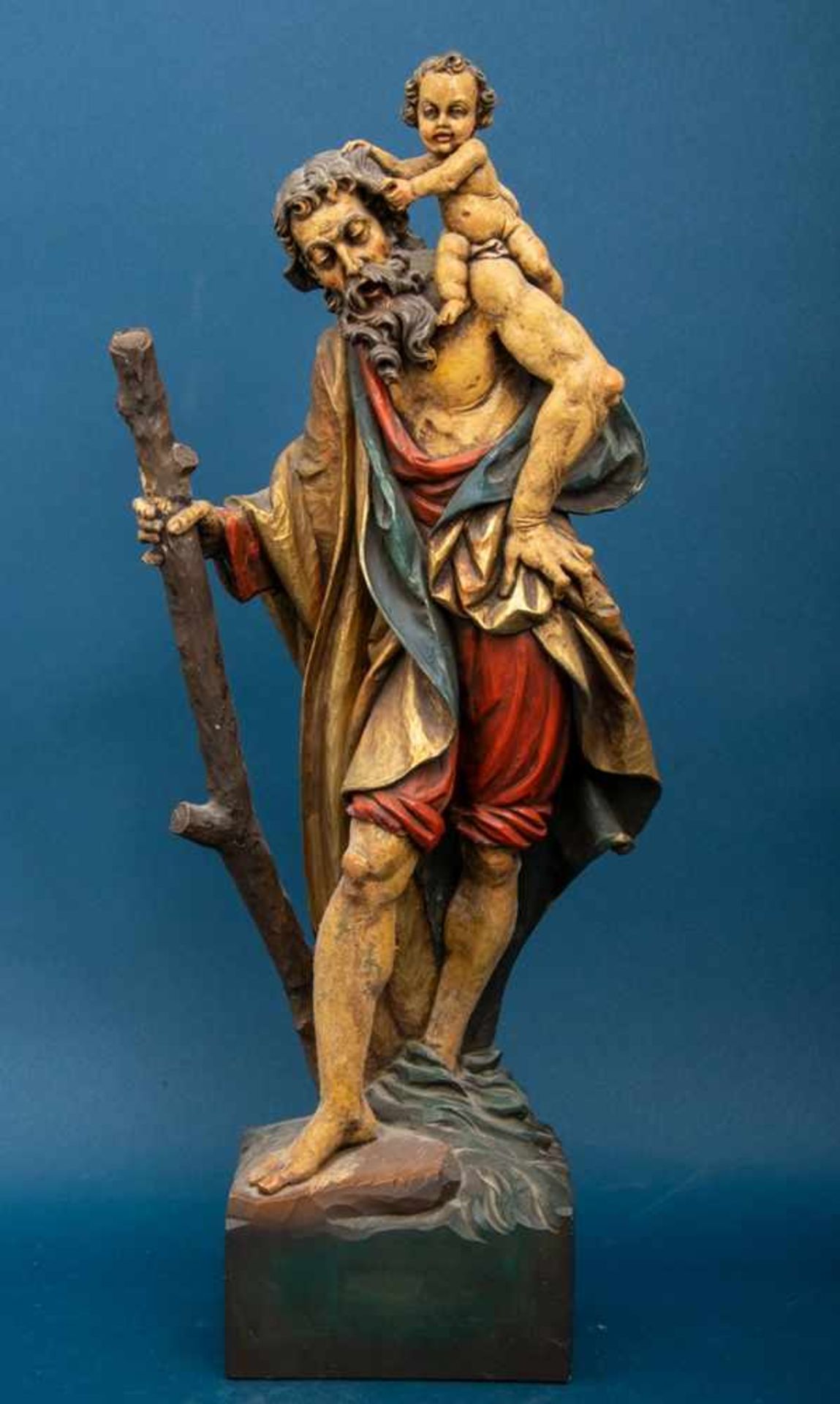 "Heiliger Christopherus", geschnitzte Darstellung auf hohem Sockel, süddt./ alpenländisch, 20./21.