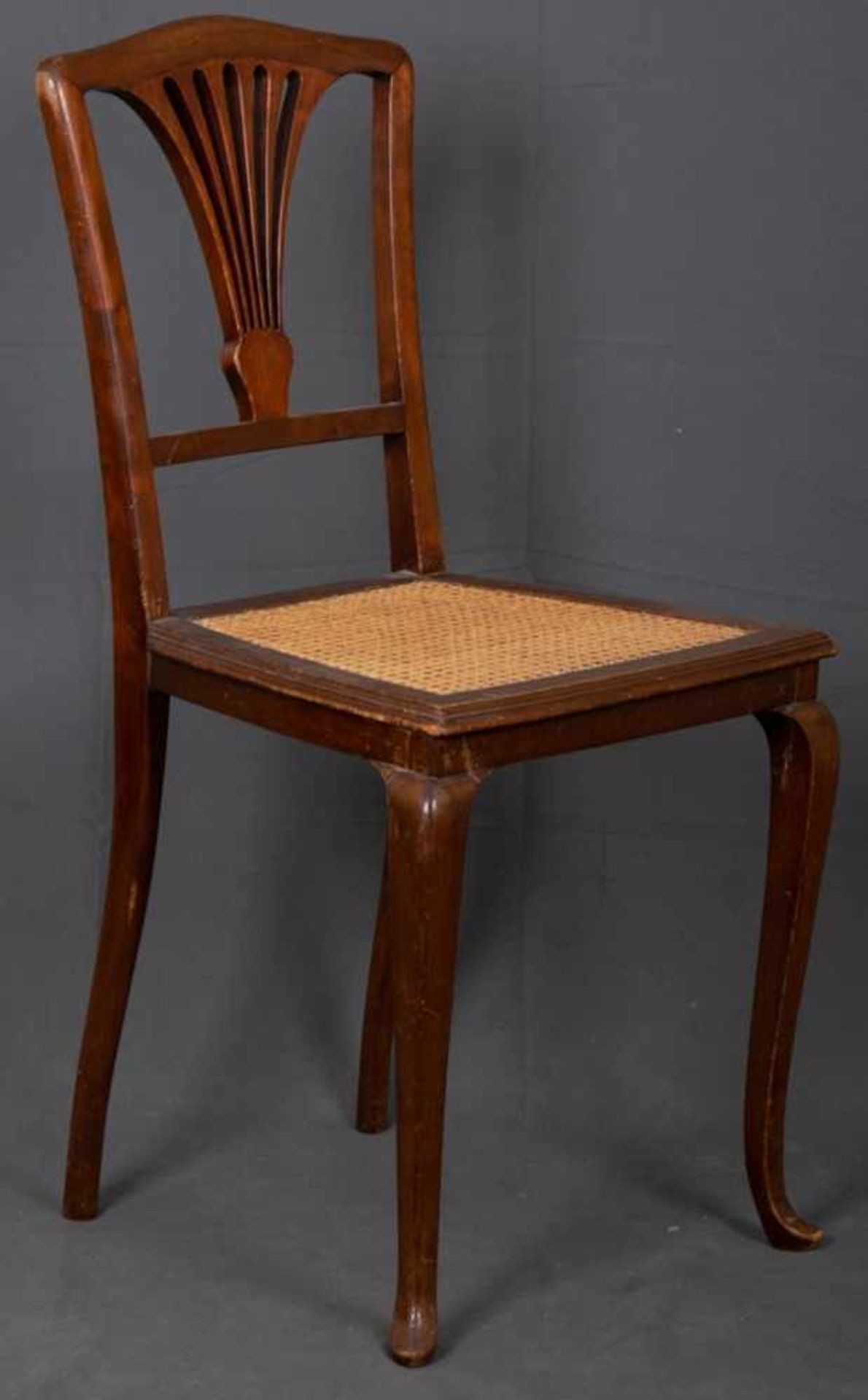 3teiliges Ameublement, bestehend aus rechteckigem Tisch ( ca. 76 x 94 x 58 cm) & 2 Stühlen ( - Bild 7 aus 10