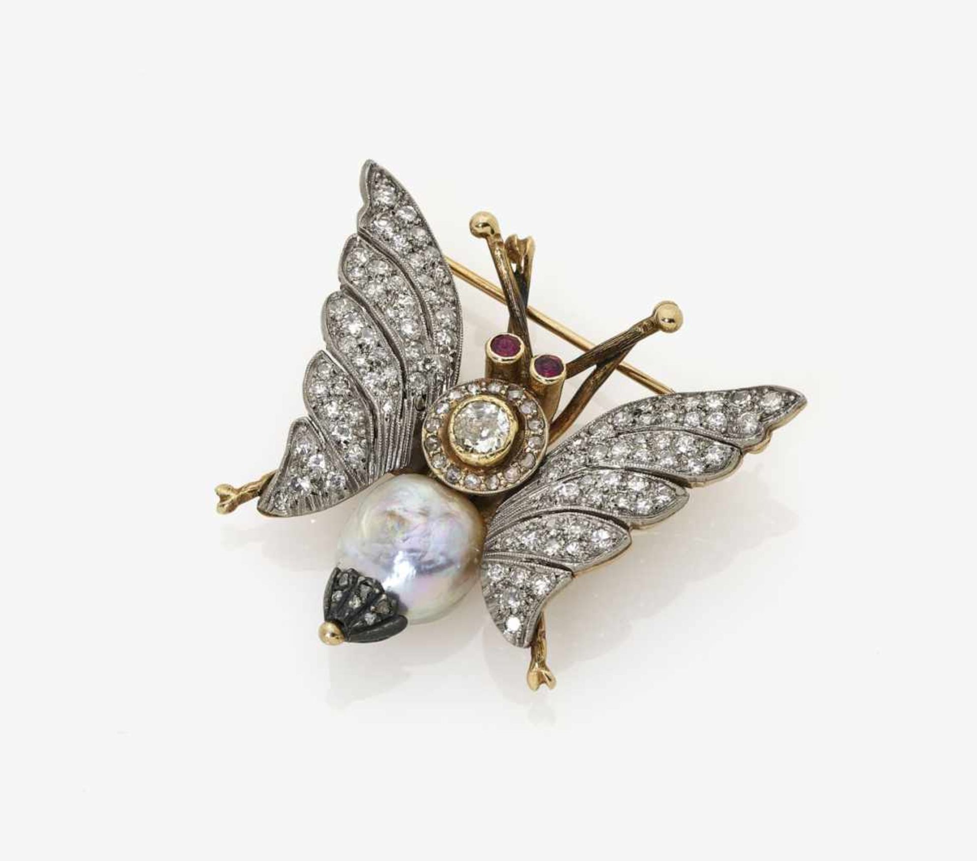 A Diamond, Pearl and Ruby Butterfly BroochUSA, 1890-1910 14k yellow gold (585/-) and platinum,