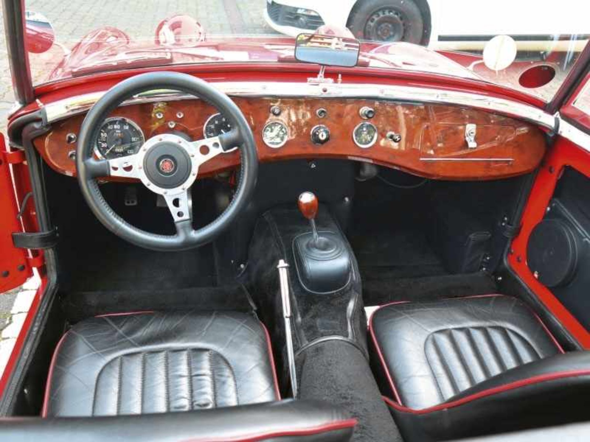 Austin-Healey Sprite MKI ('Frog eye')Roadster, four-cylinder, 1,256 cc Year of construction / - Bild 4 aus 21