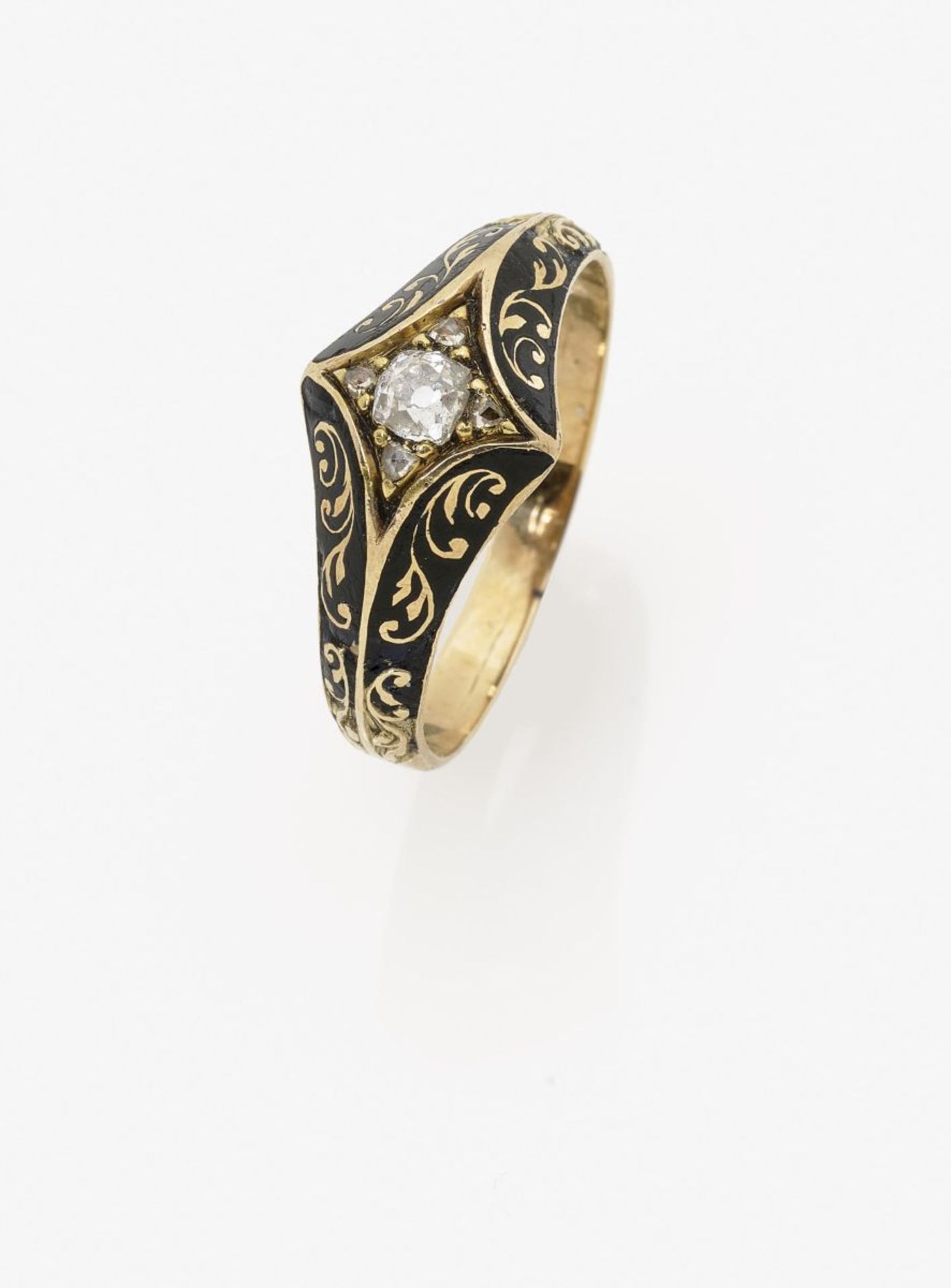 A Diamond Ring with Black Enamel DecorationGermany, circa 1880 14K yellow gold (585/-), tested. 1