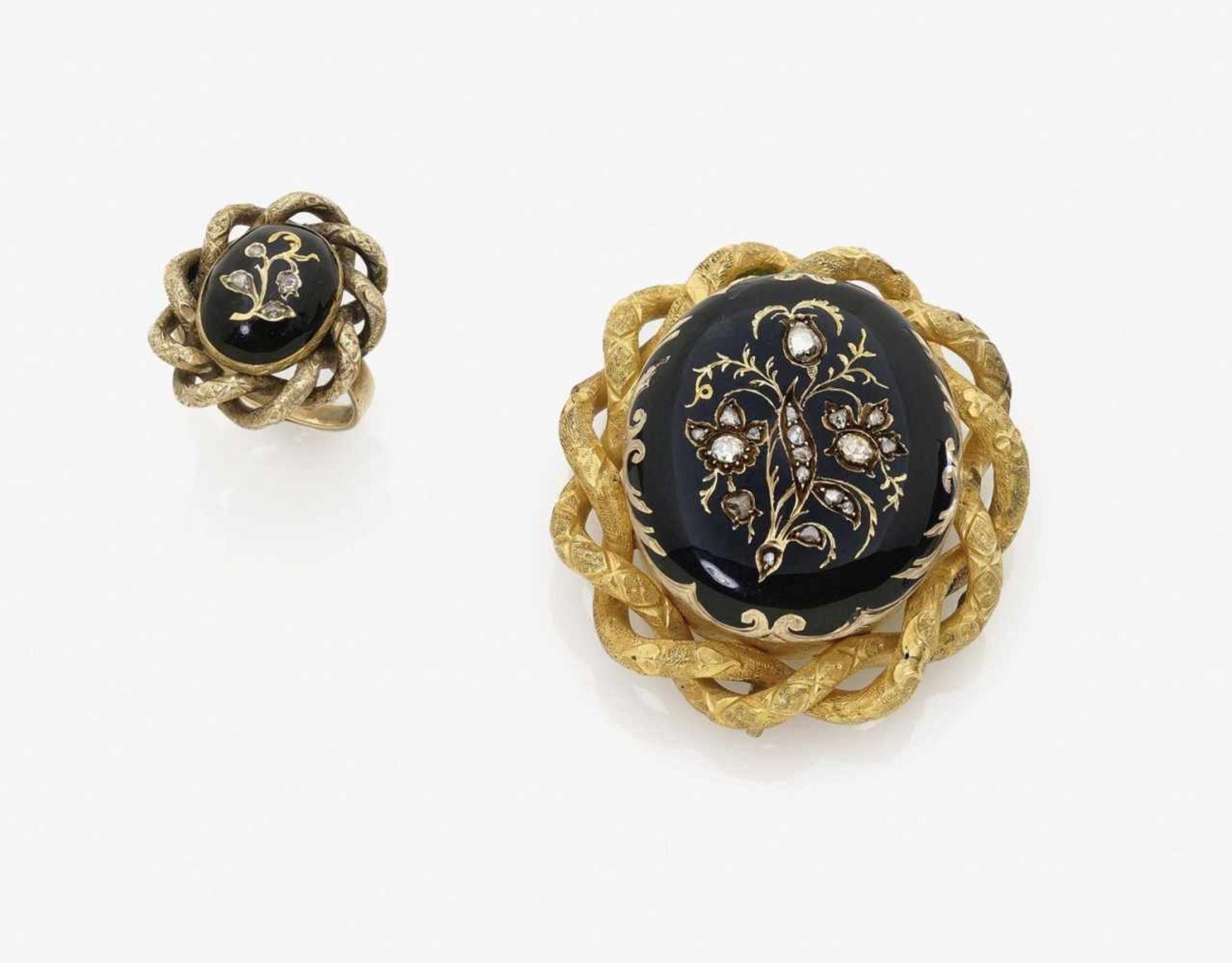 A Pendant and Ring with Diamonds and Black EnamelGermany, circa 1850 12K yellow gold, tested, ring