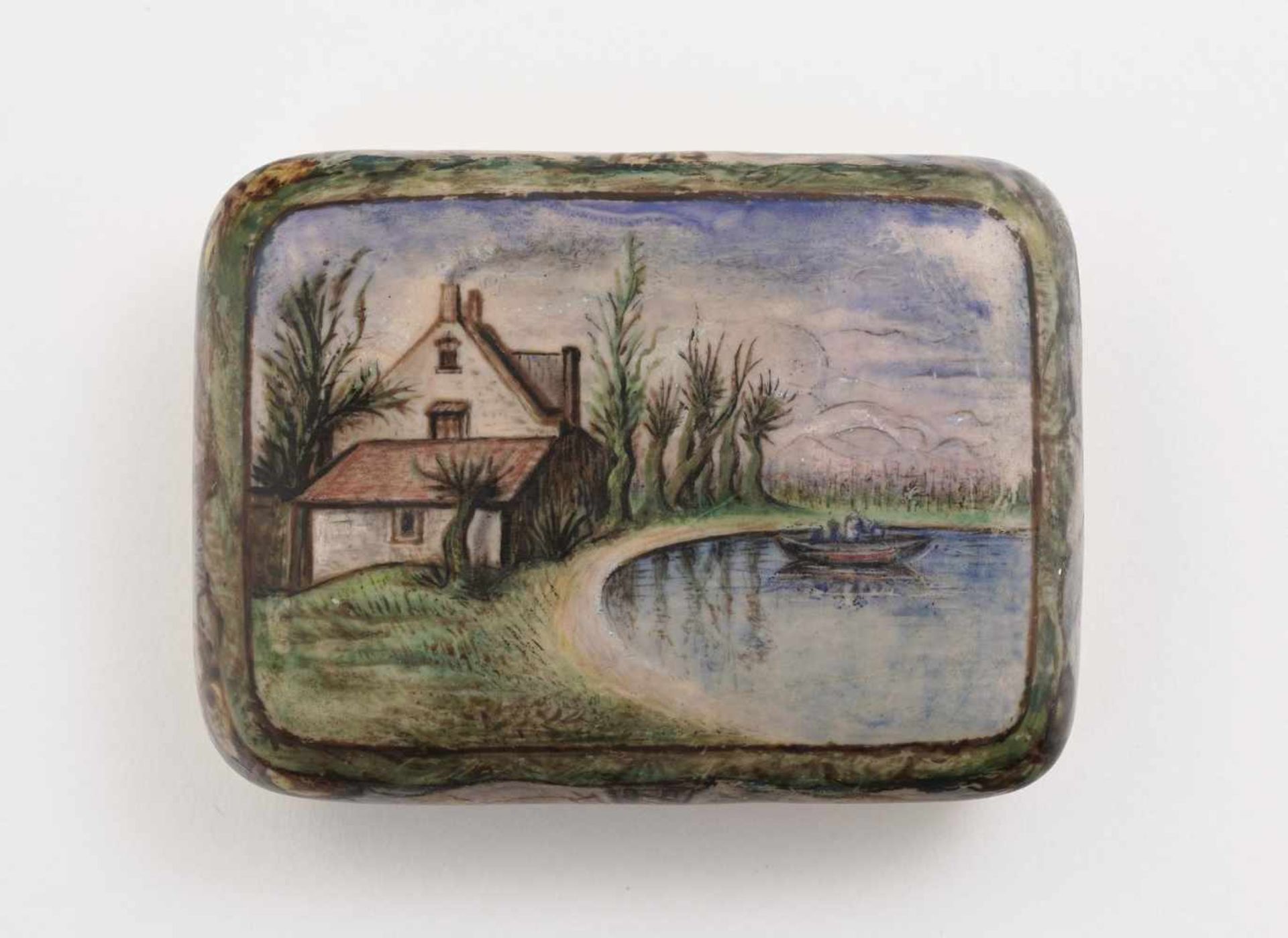 A Snuff BoxProbably 18th Century Porcelain. Metal mount. 3 x 8 x 6 cm.Cans, RussiaTabatièrewohl - Bild 3 aus 3