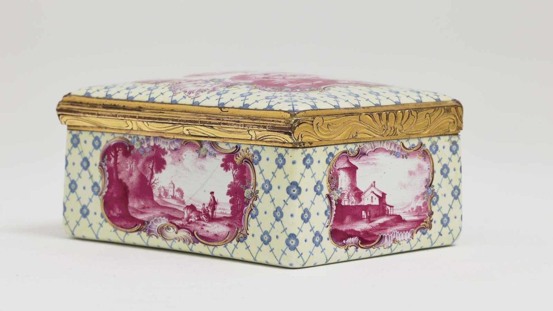 A Snuff BoxMid-18th Century Enamel on copper. Gold-plated copper mount. Rectangular with hinged lid. - Image 3 of 4